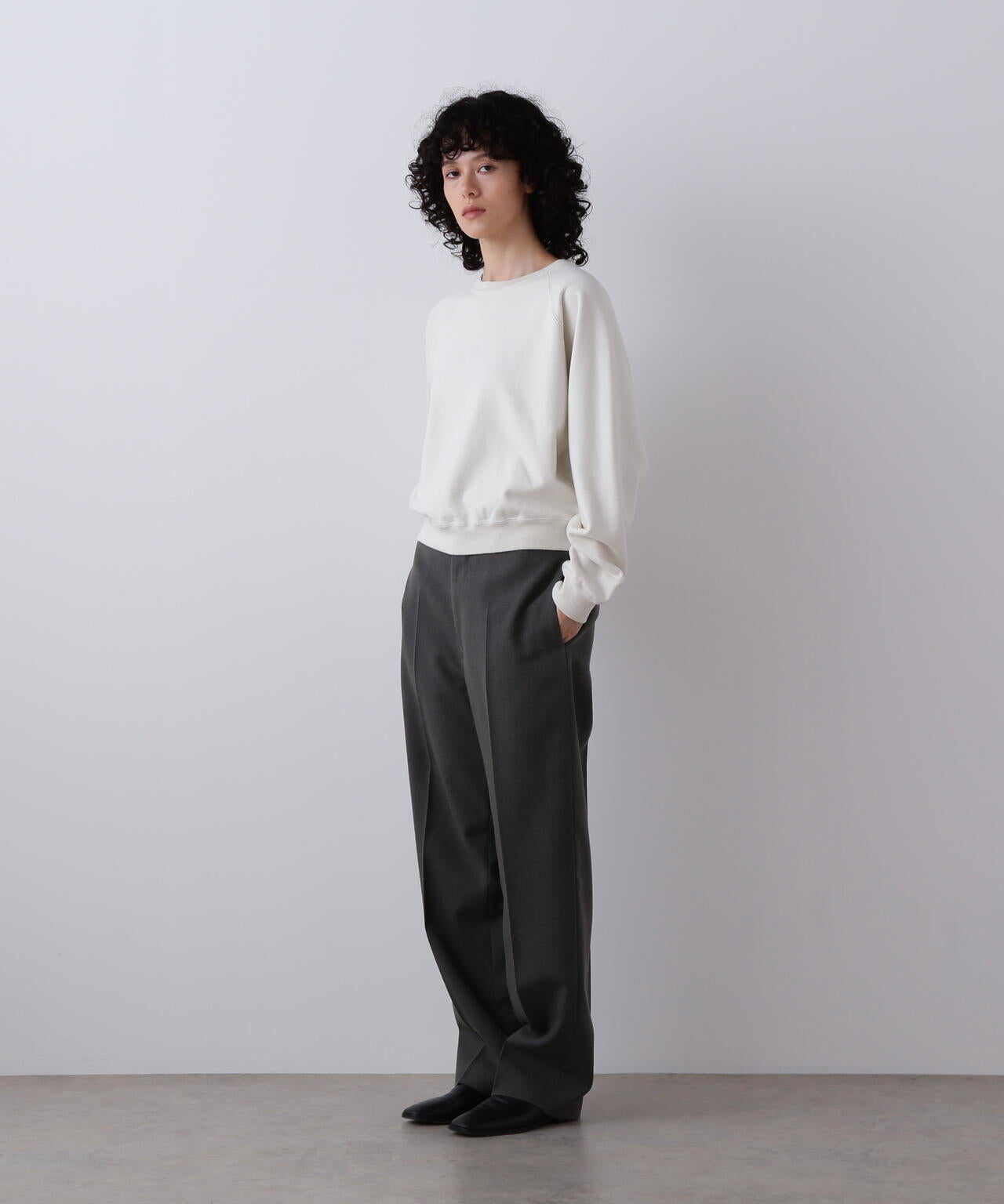 YLEVE / VINTAGE PIGMENTDYE WOOL TROUSERS