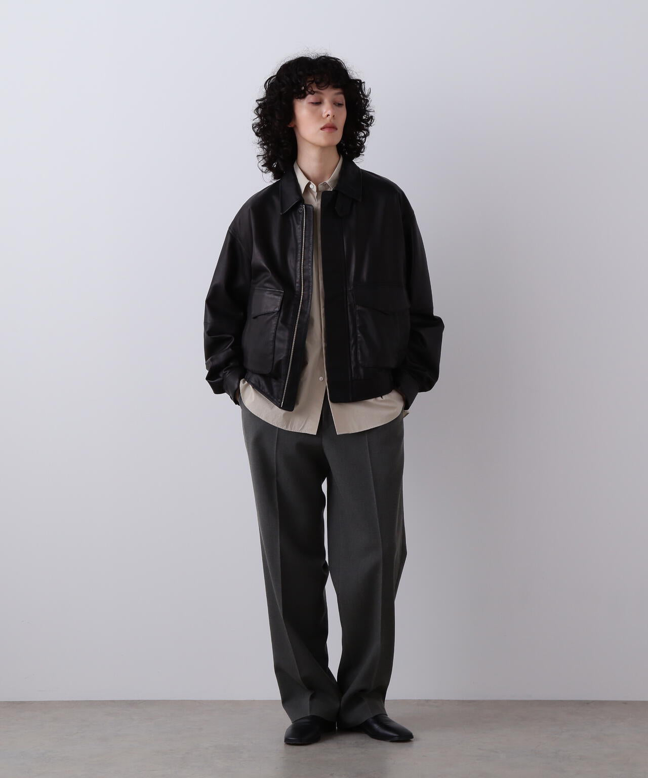 YLEVE / VINTAGE PIGMENTDYE WOOL TROUSERS