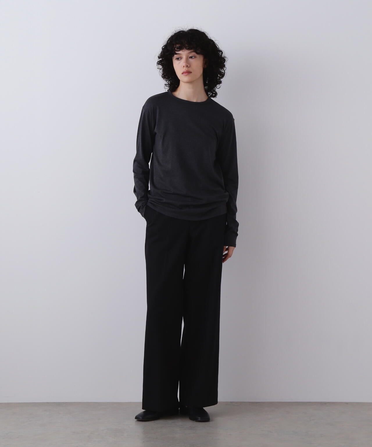 YLEVE / FINX COTTON CHINO TROUSERS | YLÈVE（イレーヴ） ｜【公式