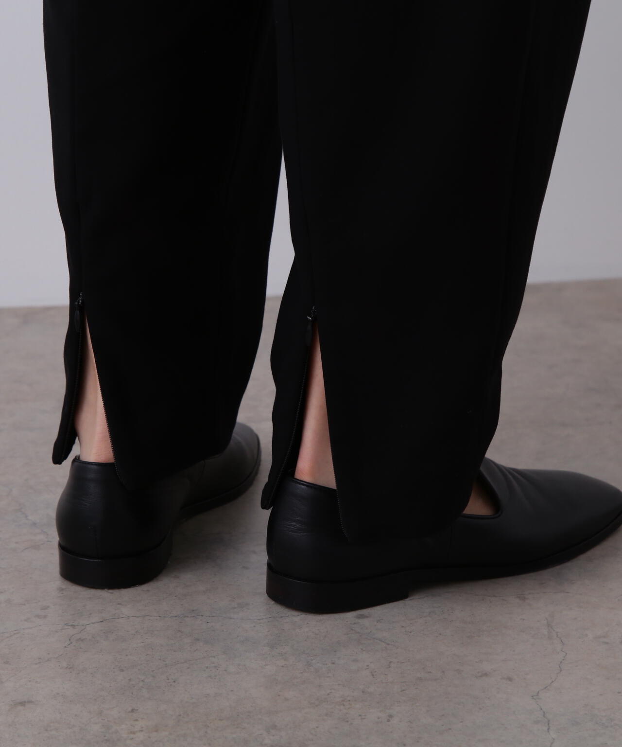 YLEVE / 100/2 GV TWILL DOUBLE WEAVE CURVED TROUSERS