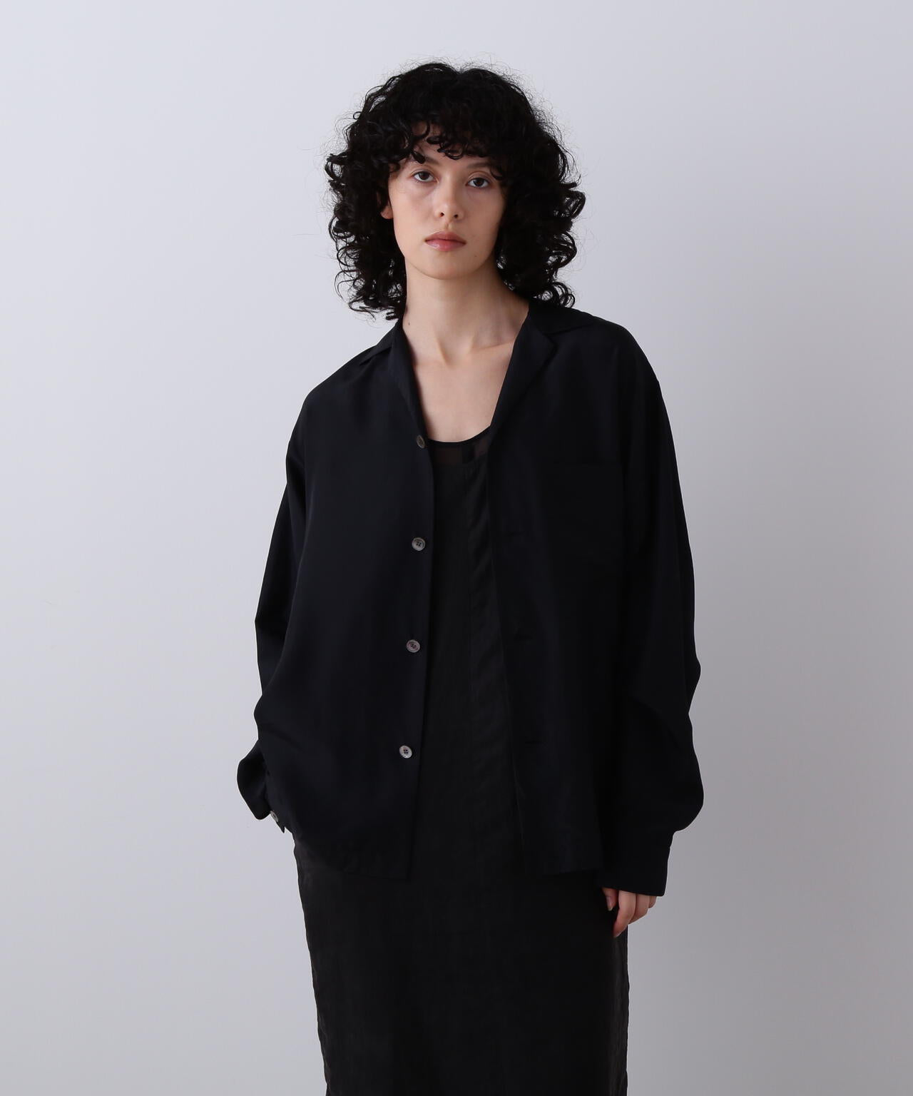 YLEVE / SILK HABUTAE PAJAMA SHIRT | YLÈVE（イレーヴ） ｜【公式