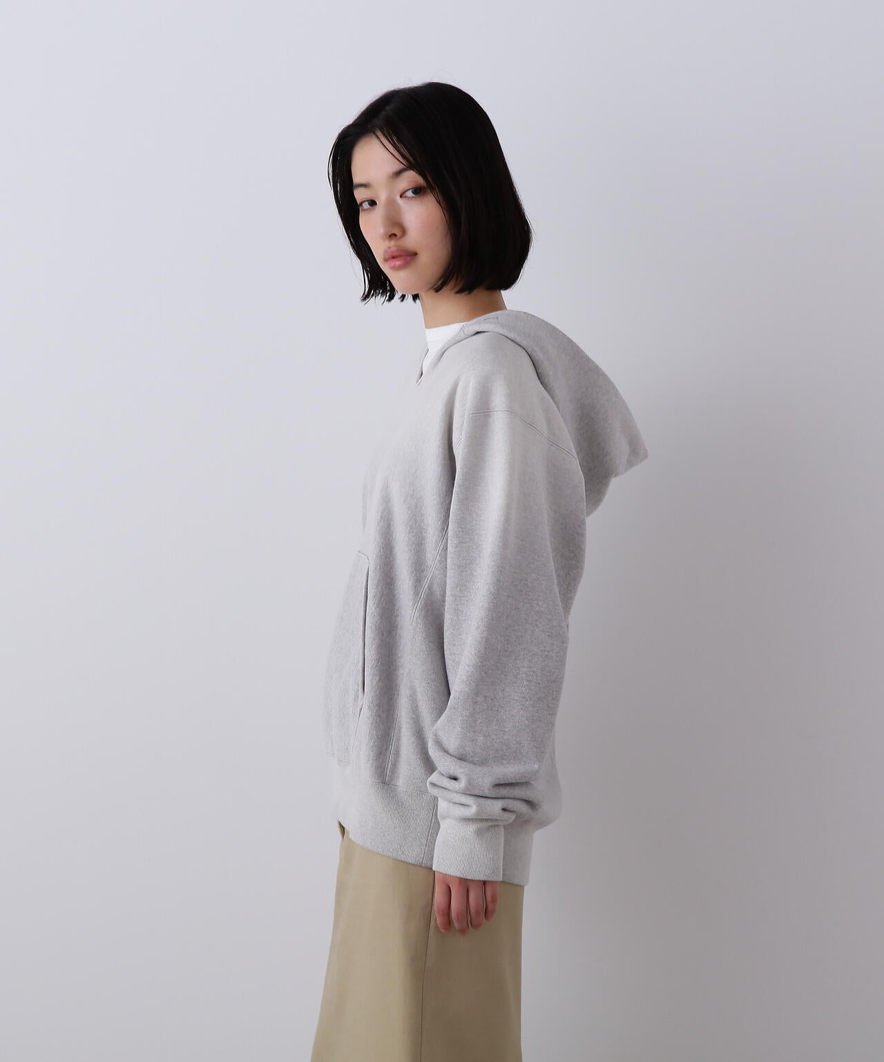 YLÈVE / ORGANIC COTTON SUN FADED SWEAT HOODIE