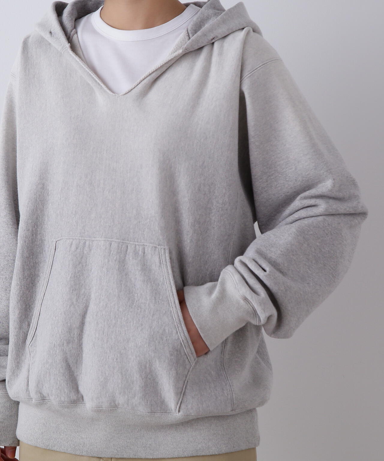 YLÈVE / ORGANIC COTTON SUN FADED SWEAT HOODIE