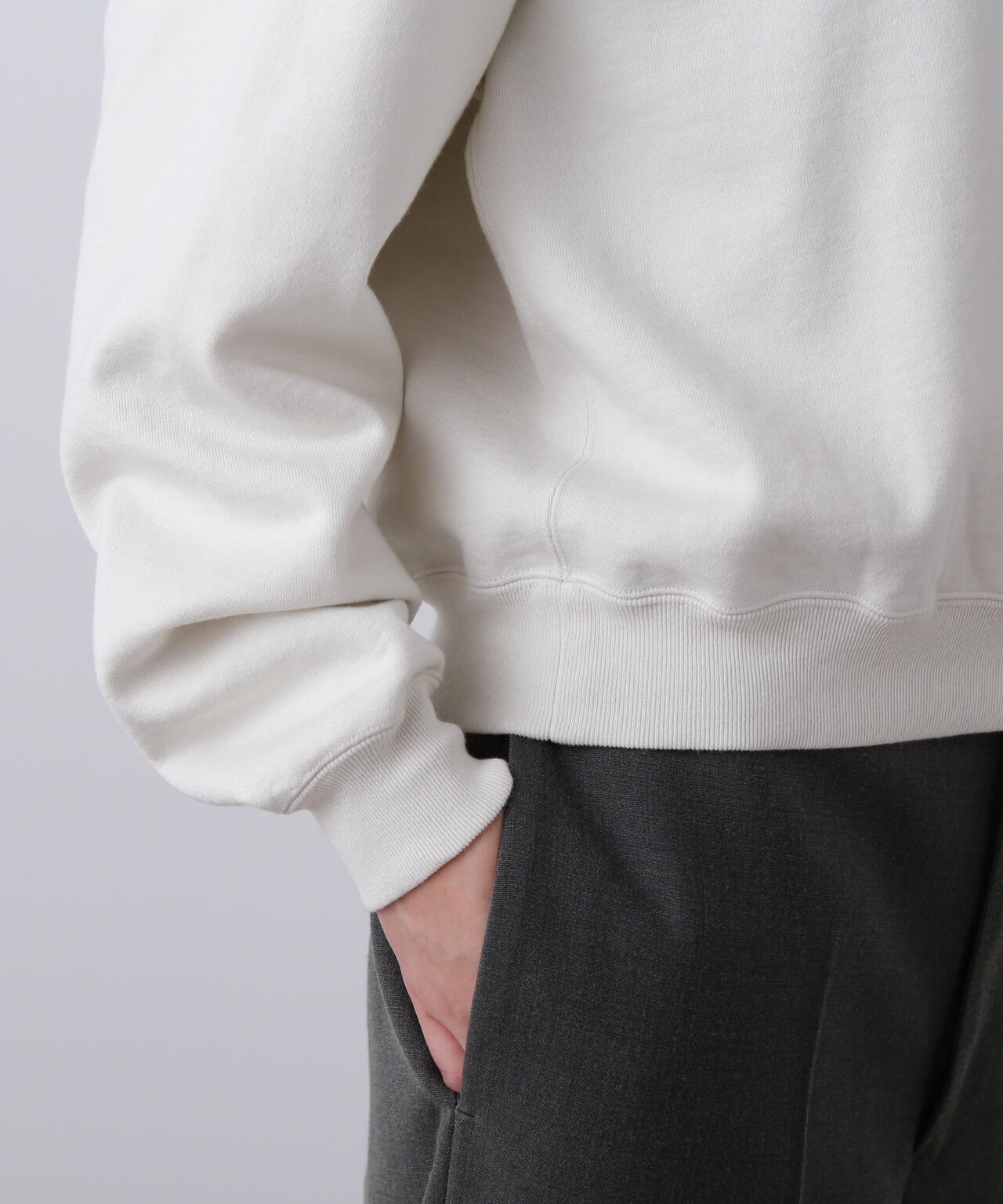 YLÈVE / ORGANIC COTTON SUN FADED SWEAT PULLOVER