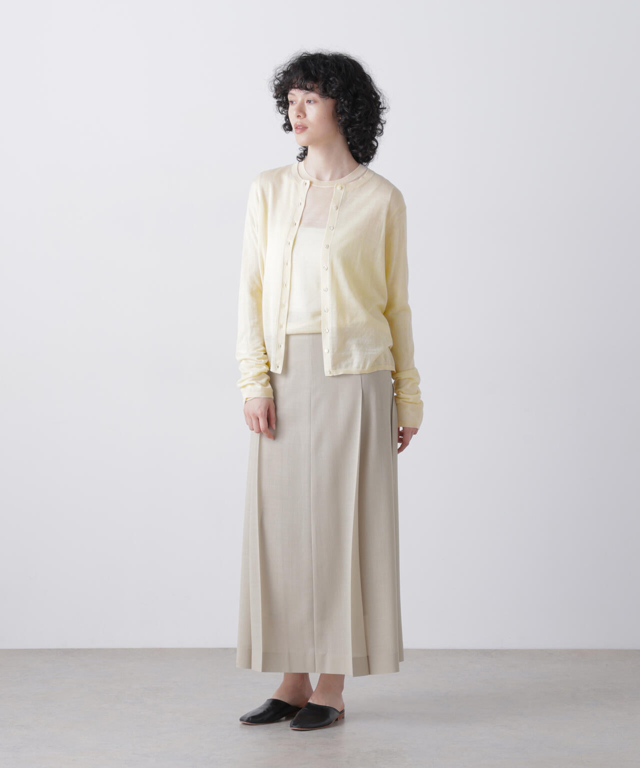 YLÈVE イレーヴ ポリエステルラミーシアーニットプルオーバー YLEVE / 2/100 FINE WOOL SHEER KNIT PULLOVER | YLÈVE（イレーヴ