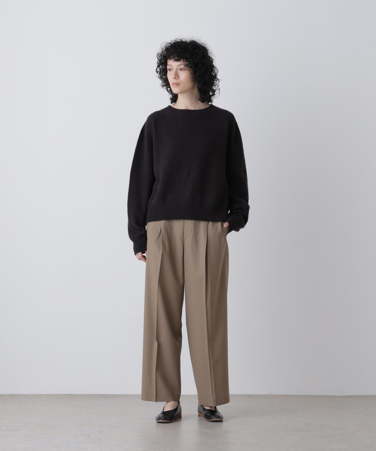 Harley × YLÈVE / CREW NECK  KNIT PULLOVER