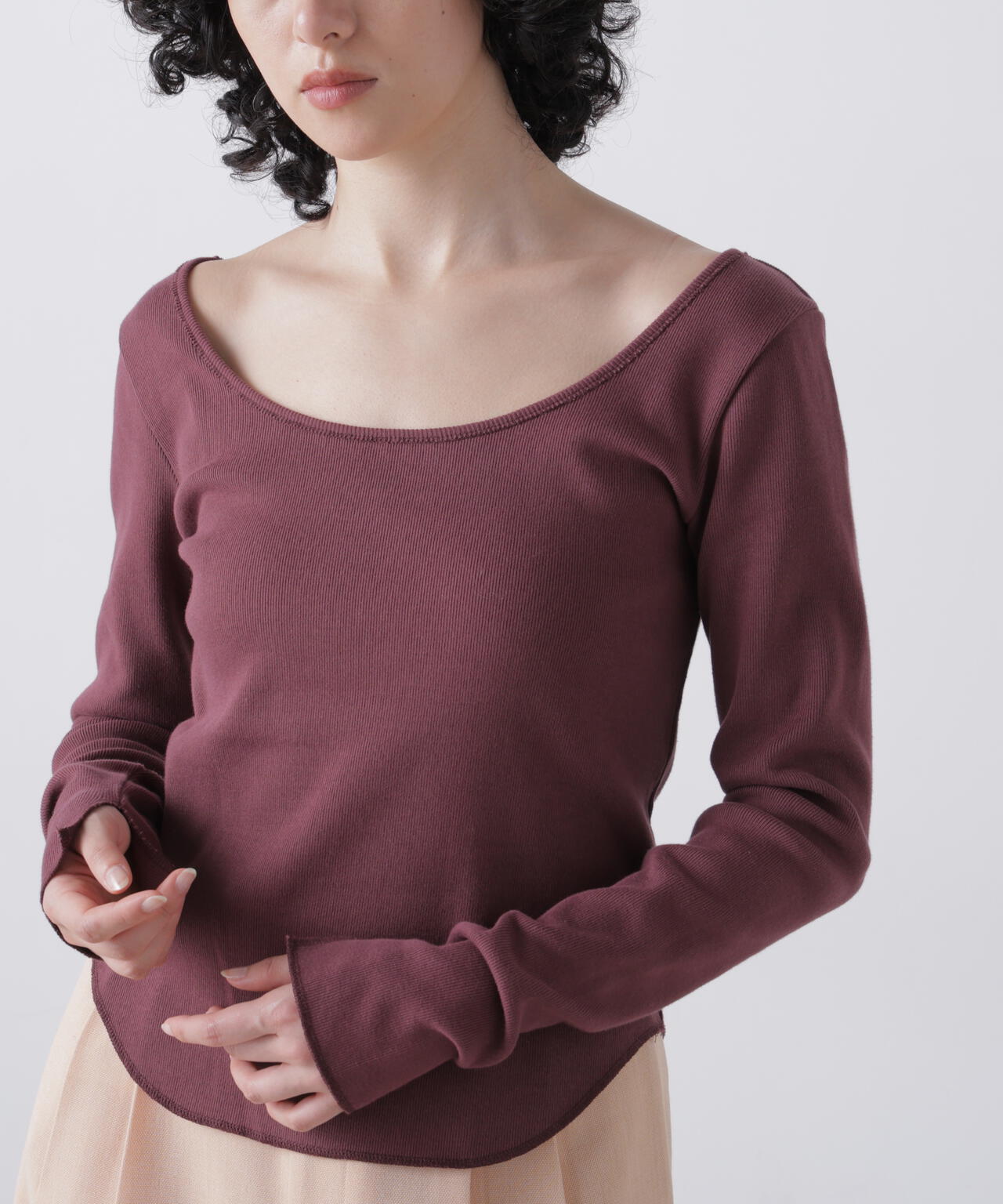 YLEVE / COTTON RIB LONG-SLEEVE T | YLÈVE（イレーヴ） ｜【公式