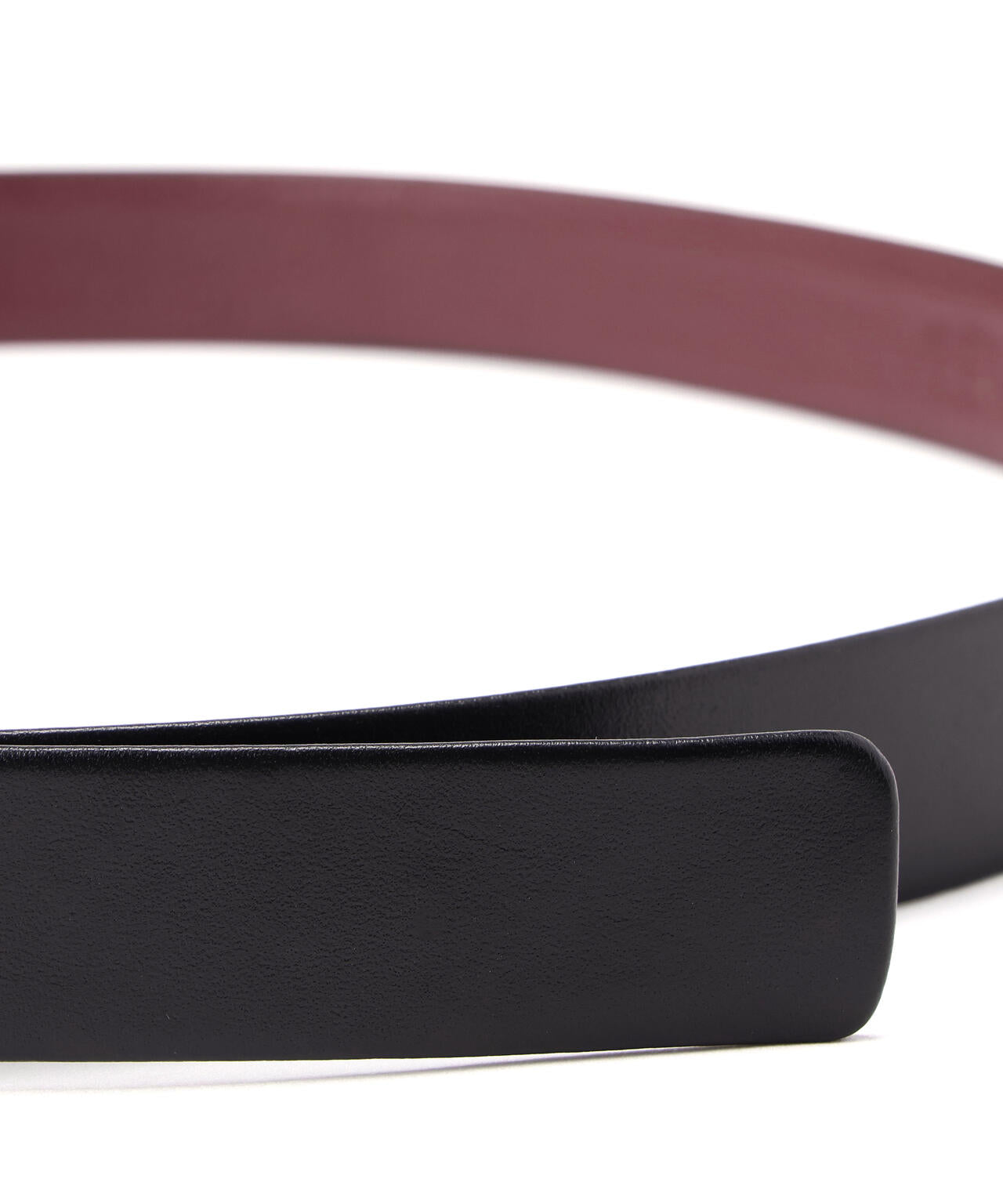 YLEVE / LEATHER BUCKLED BELT | YLÈVE（イレーヴ） ｜【公式】通販mix