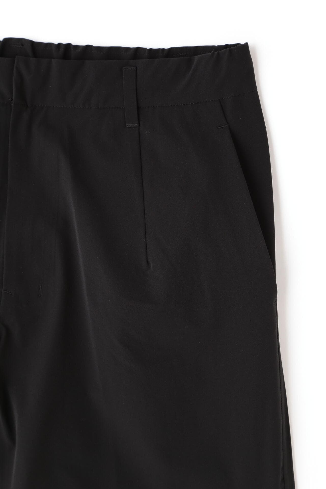 DESCENTE / AIRFLOW SHORTS