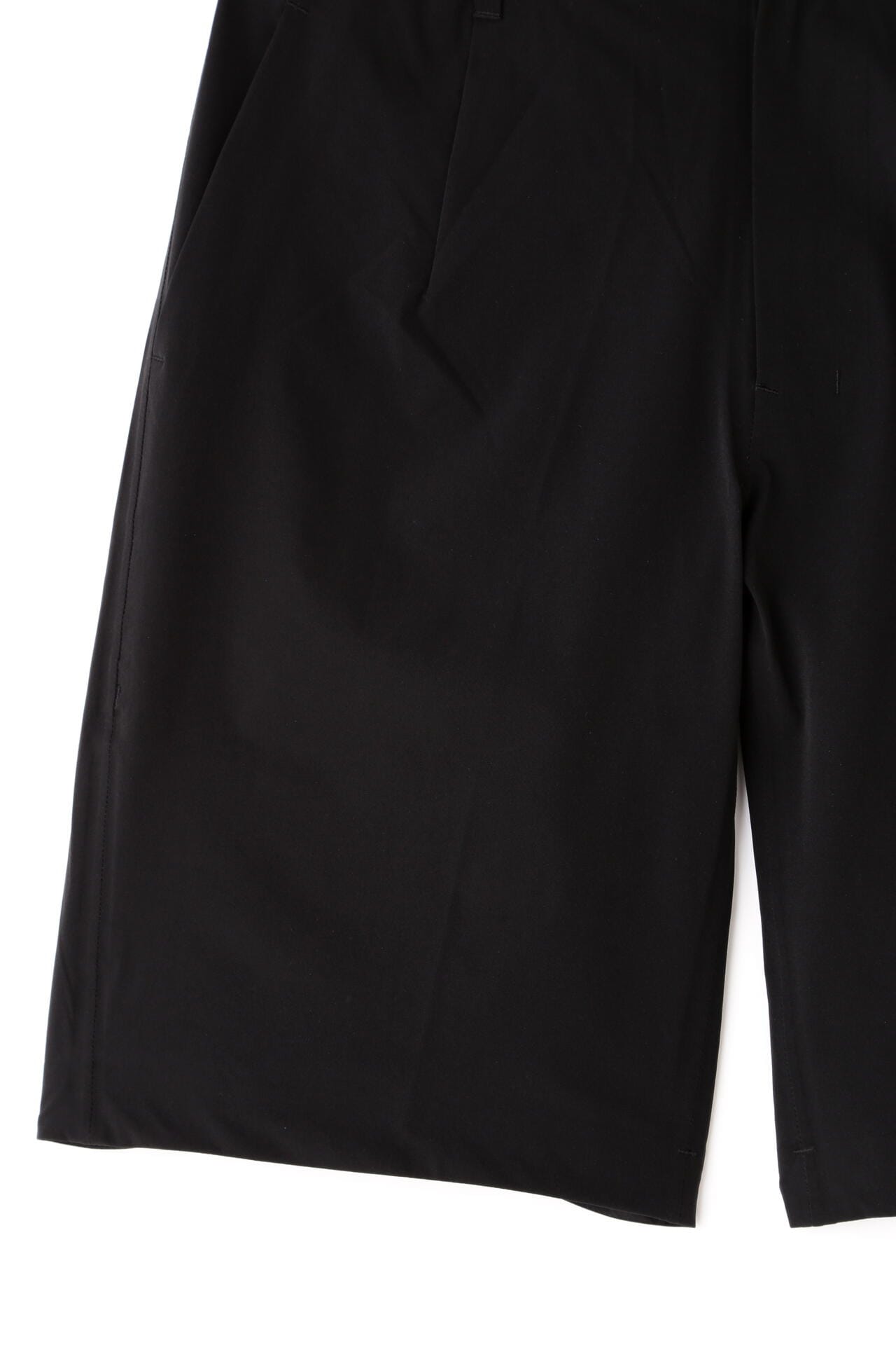DESCENTE / AIRFLOW SHORTS