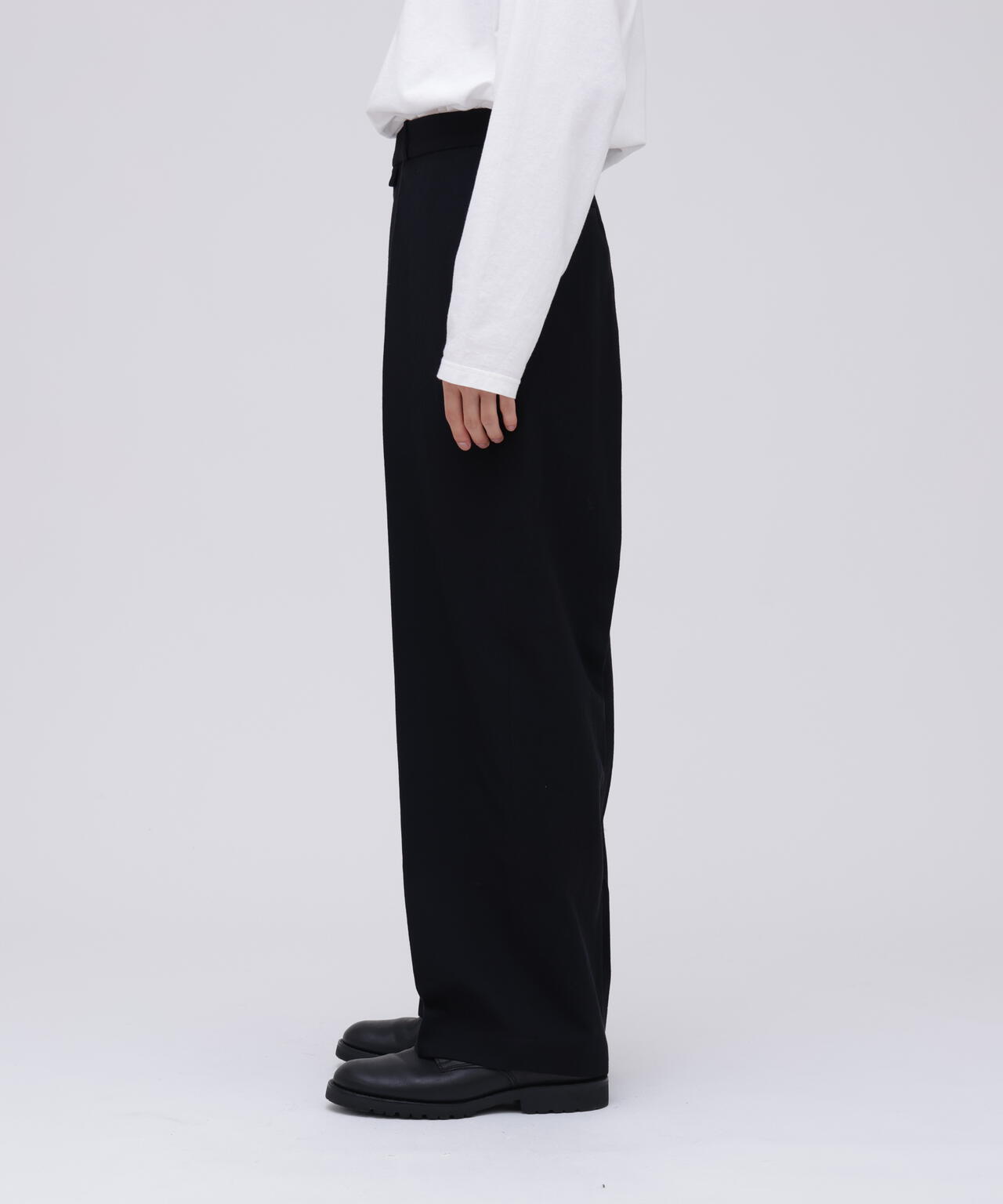 blurhms / WOOL GABARDINE TROUSERS | THE LIBRARY（ザ ライブラリー