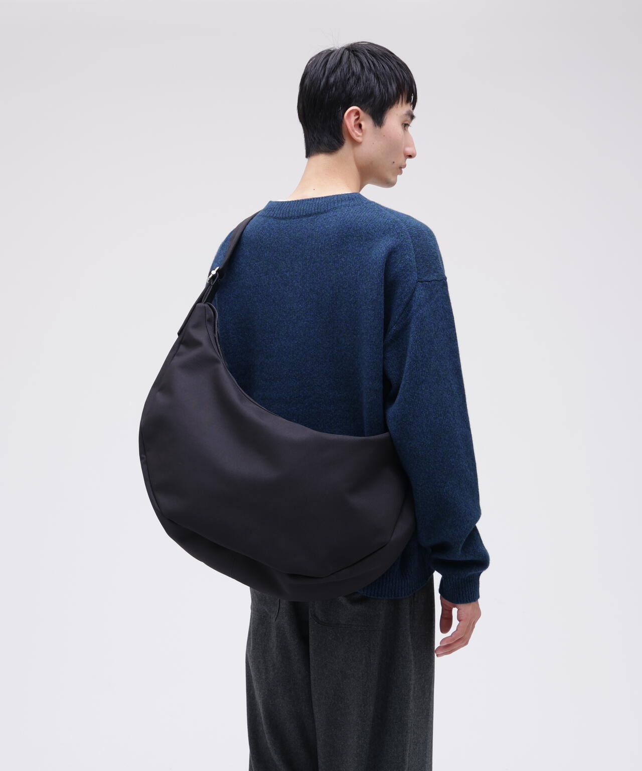 SU / VIBRAM BONDING ROUND BAG | THE LIBRARY（ザ ライブラリー