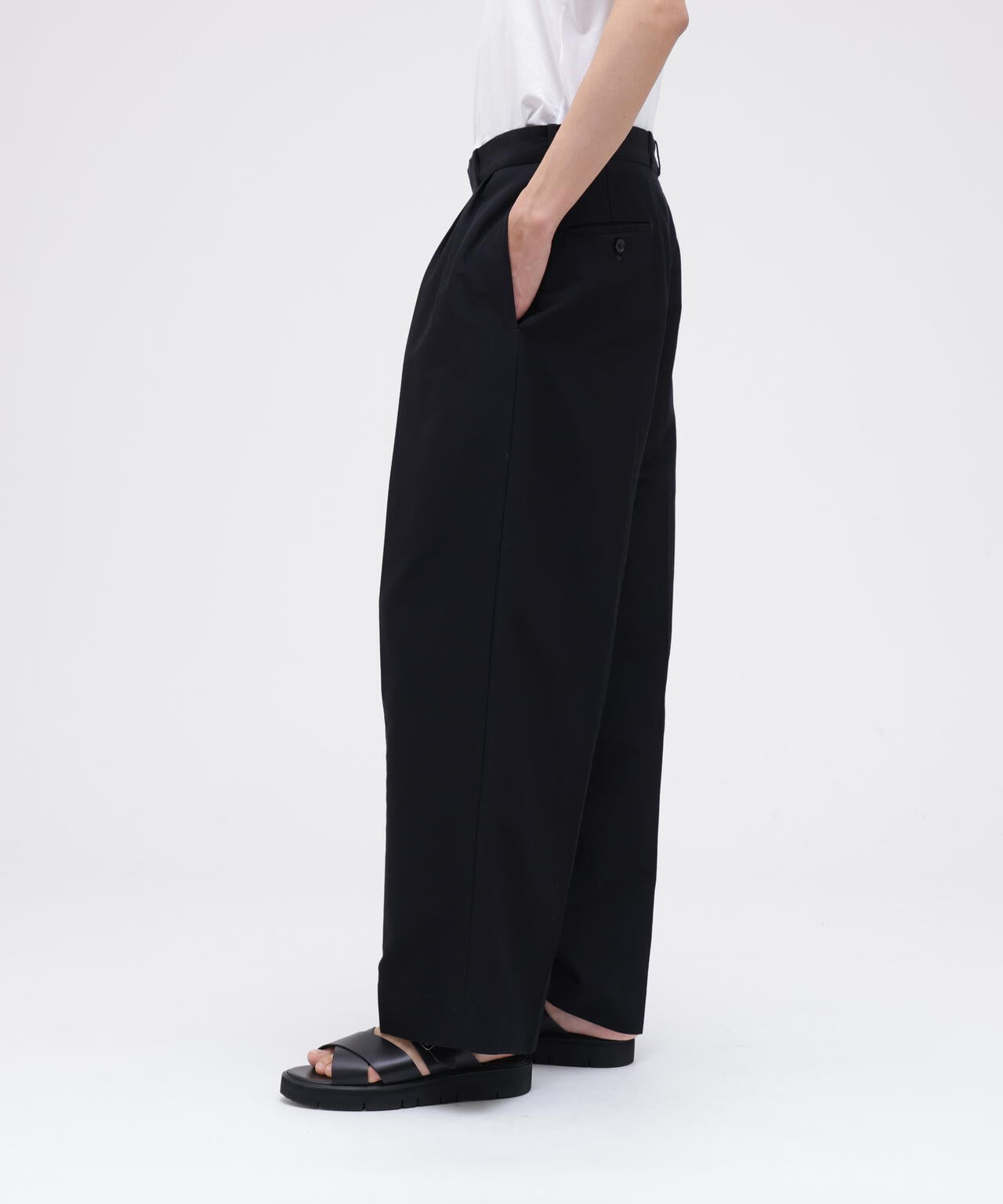 blurhms / SILK WOOL COTTON TWO-TUCK SLACKS