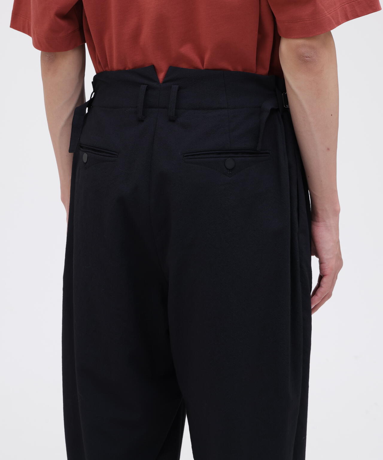 IRENISA / THREE TUCKS TAPERED PANTS