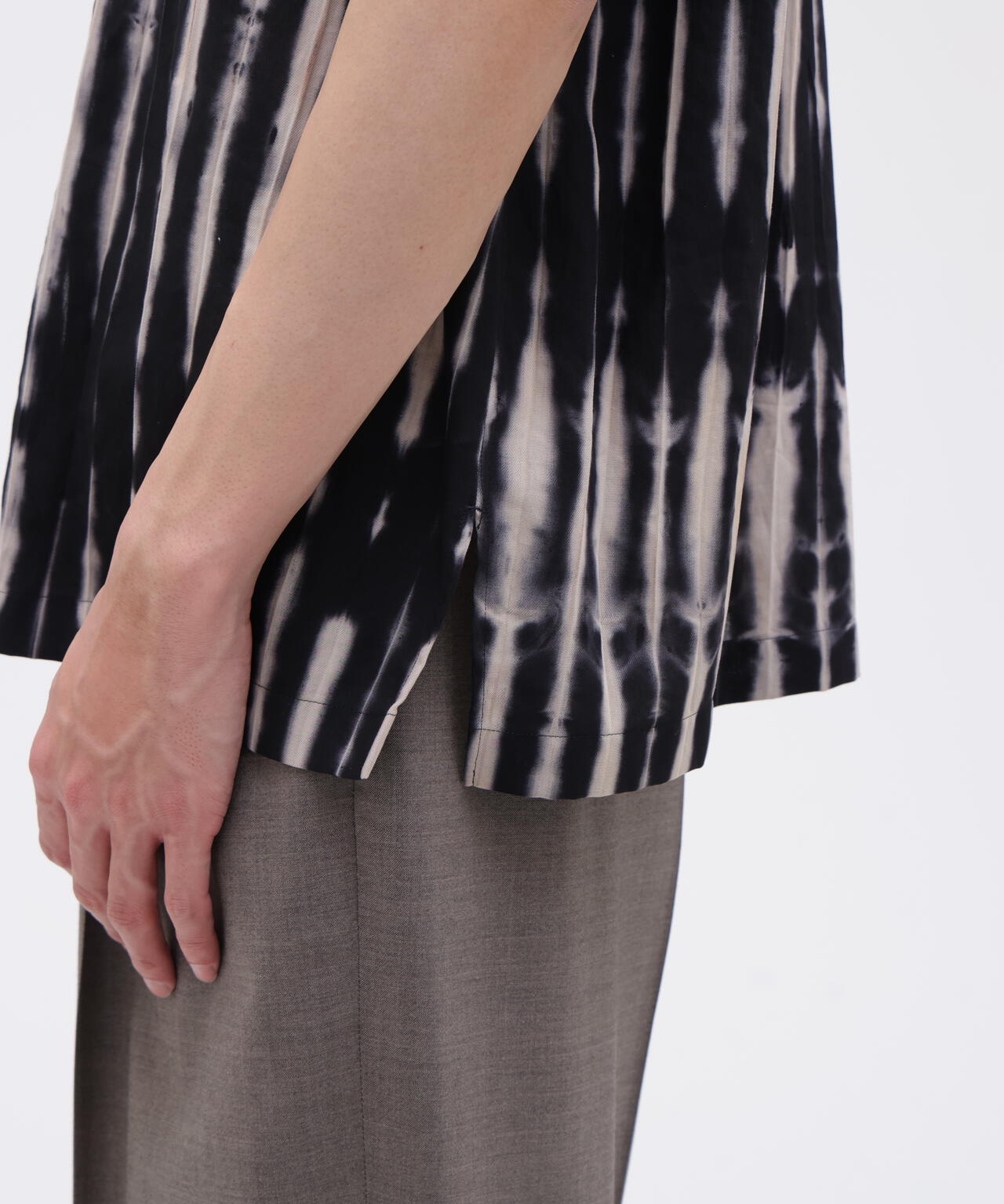 IRENISA / OPEN COLLAR SHORT-SLEEVED SHIRT | THE LIBRARY（ザ ライブ