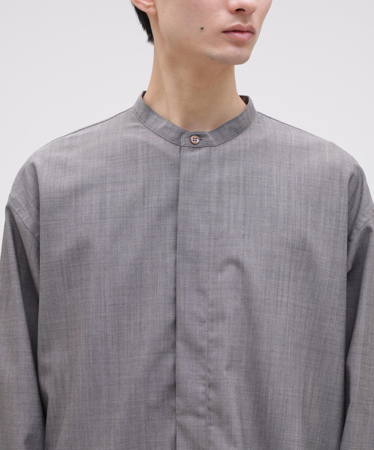 STUDIO NICHOLSON / TROPICAL WOOL GRANDAD COLLAR SHIRT | THE