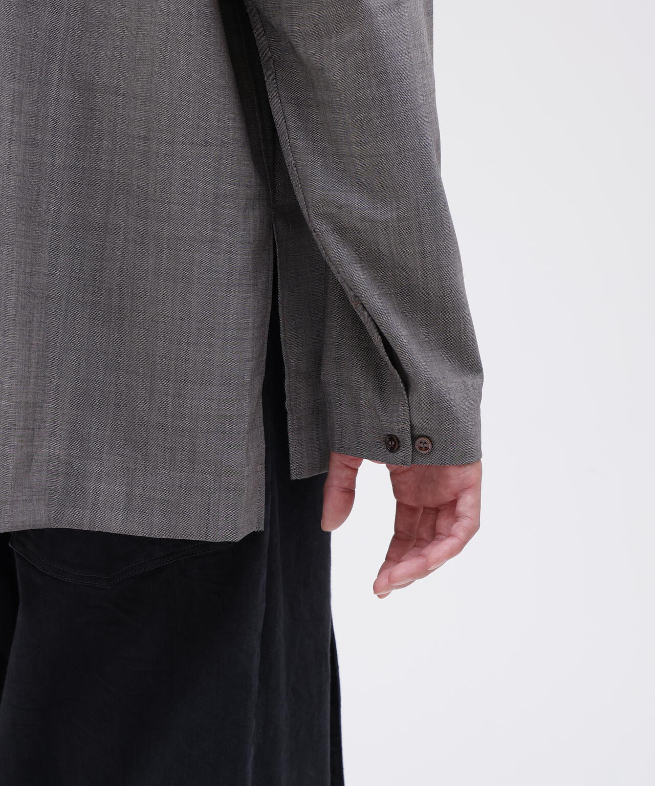 STUDIO NICHOLSON / TROPICAL WOOL GRANDAD COLLAR SHIRT