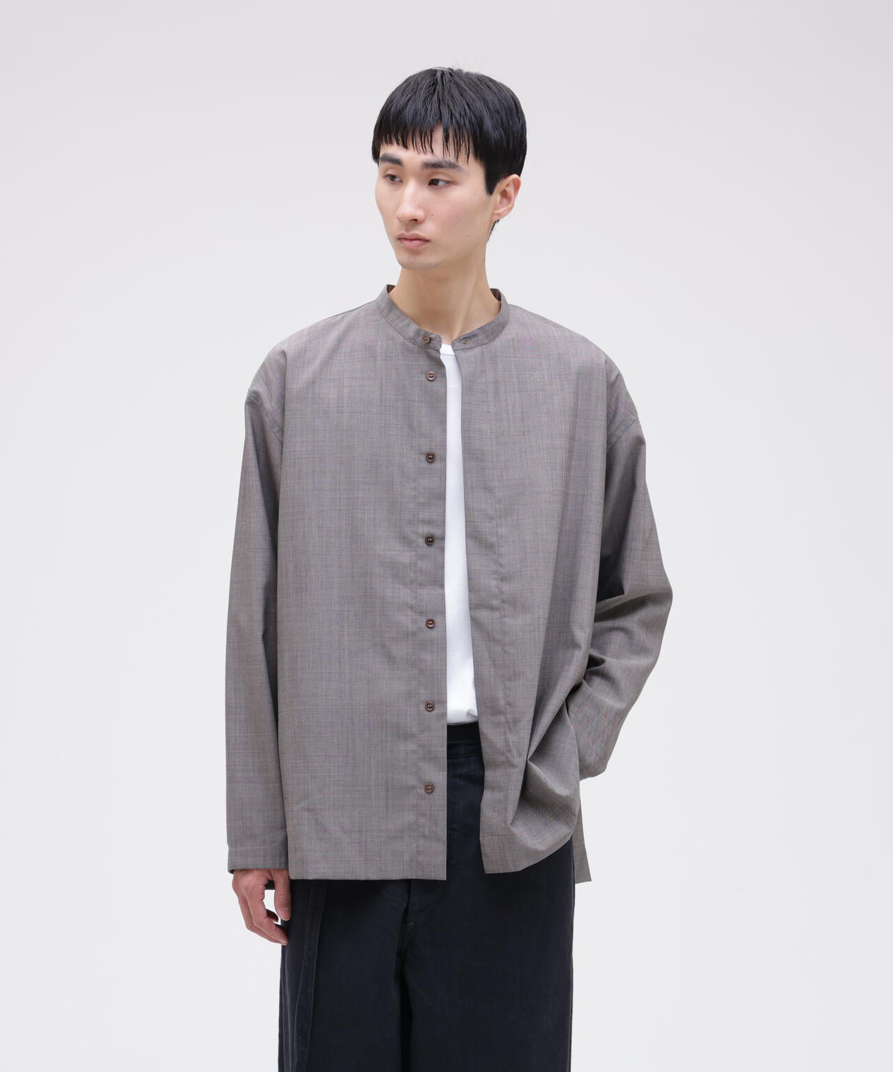 STUDIO NICHOLSON / TROPICAL WOOL GRANDAD COLLAR SHIRT | THE