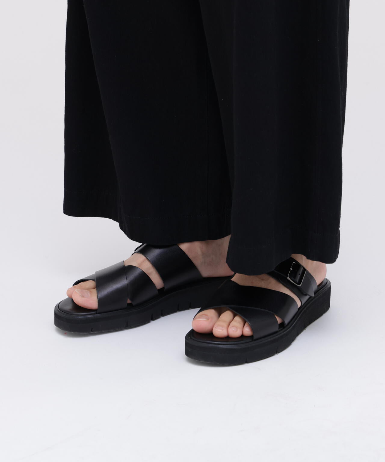 foot the coacher / CROSS BELT SANDALS (GLOXI CUT MEDIUM SOLE