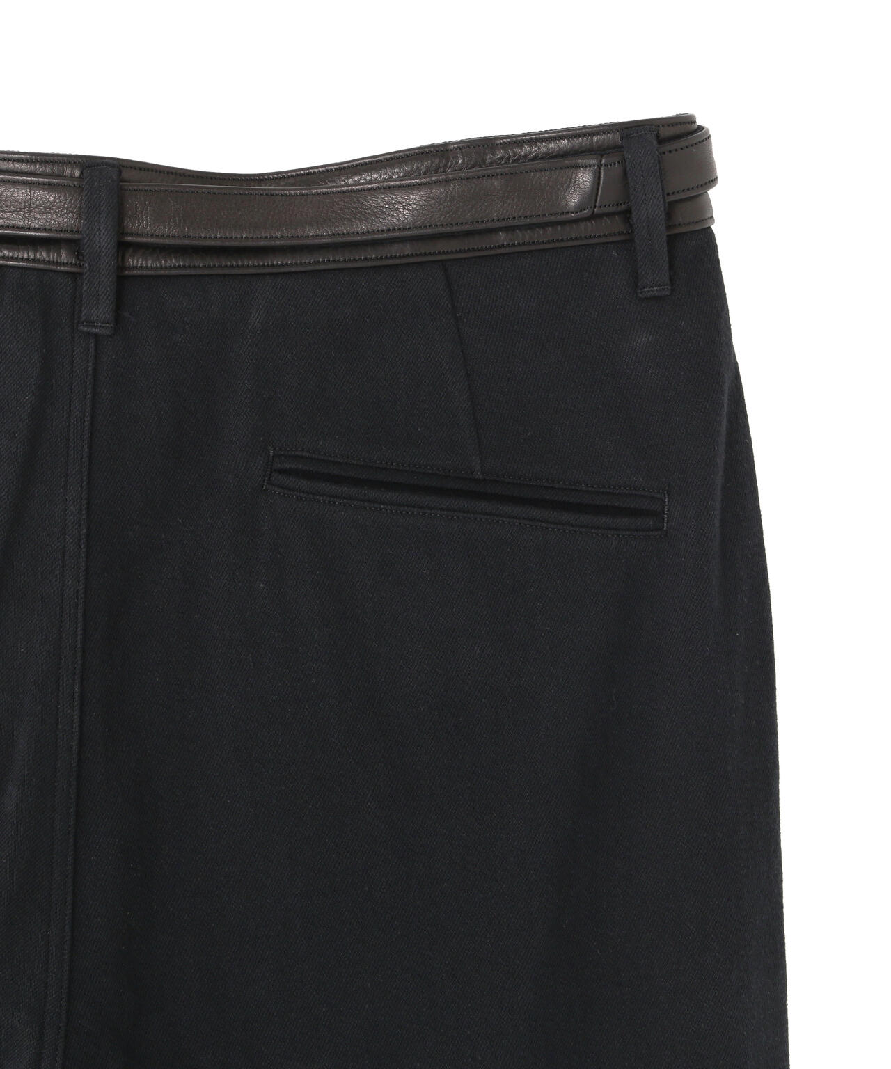 blurhms / DENIM-LEATHER BELTED TROUSERS MEN | THE LIBRARY（ザ