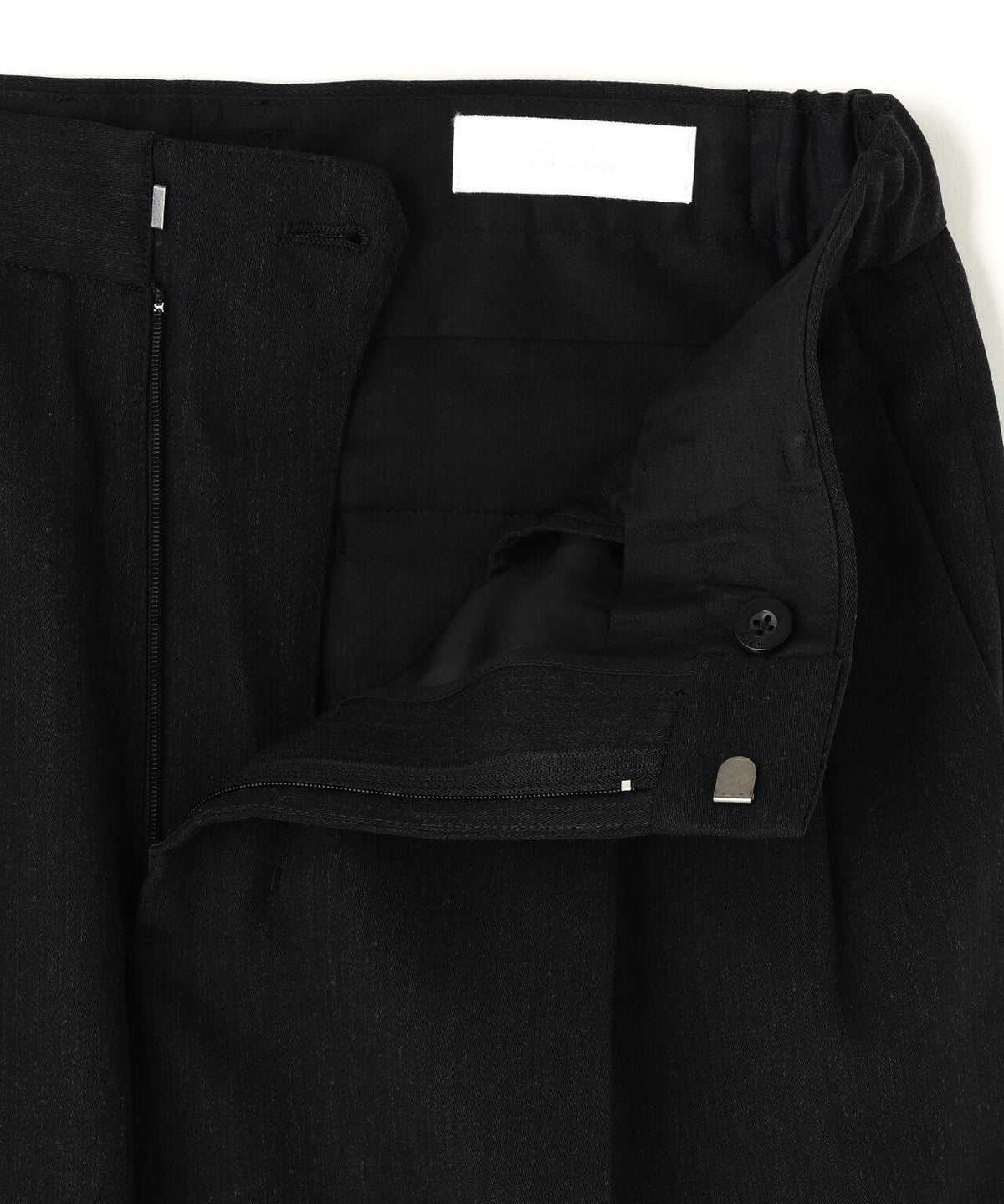 IRENISA / TWO-TUCKS WIDE TROUSERS MEN