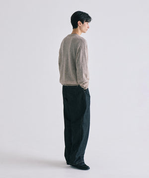 186cm C:87 W:68 H:89 着用サイズ M