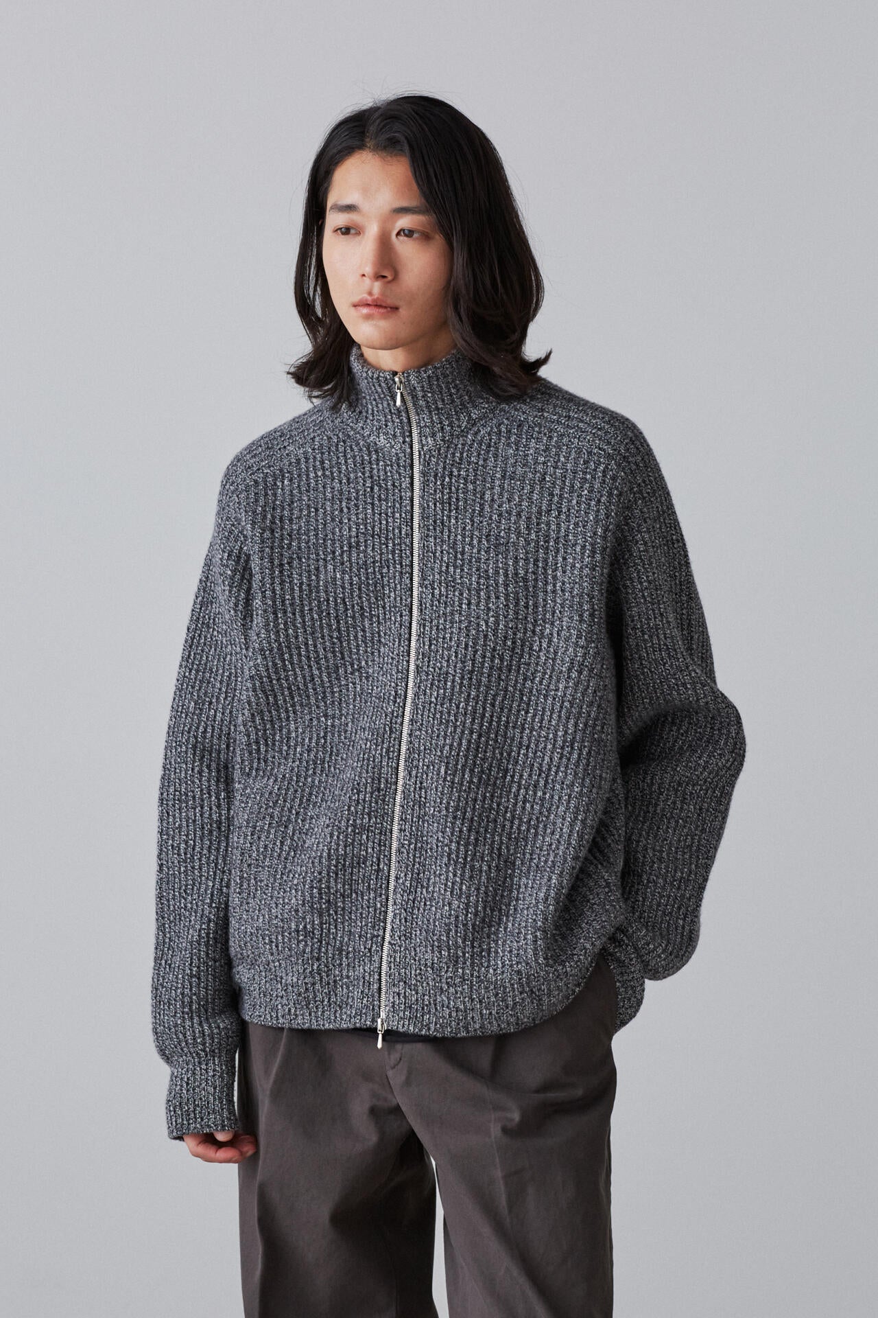 YLÈVE / WOOL CASHMERE DRIVERS KN | YLÈVE（イレーヴ） ｜【公式