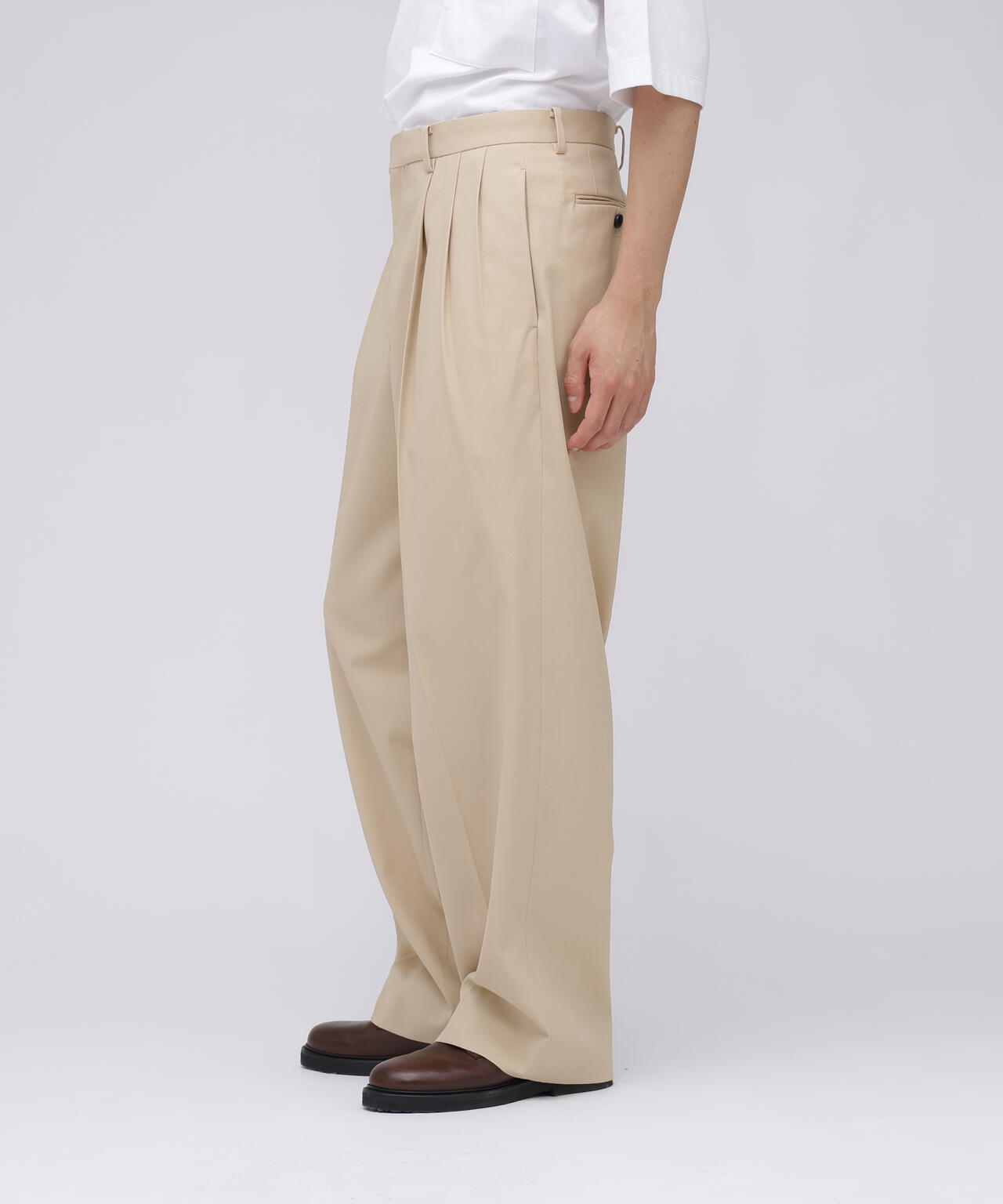 YLÈVE / HIGHTWISTED COTTON GABA TROUSERS