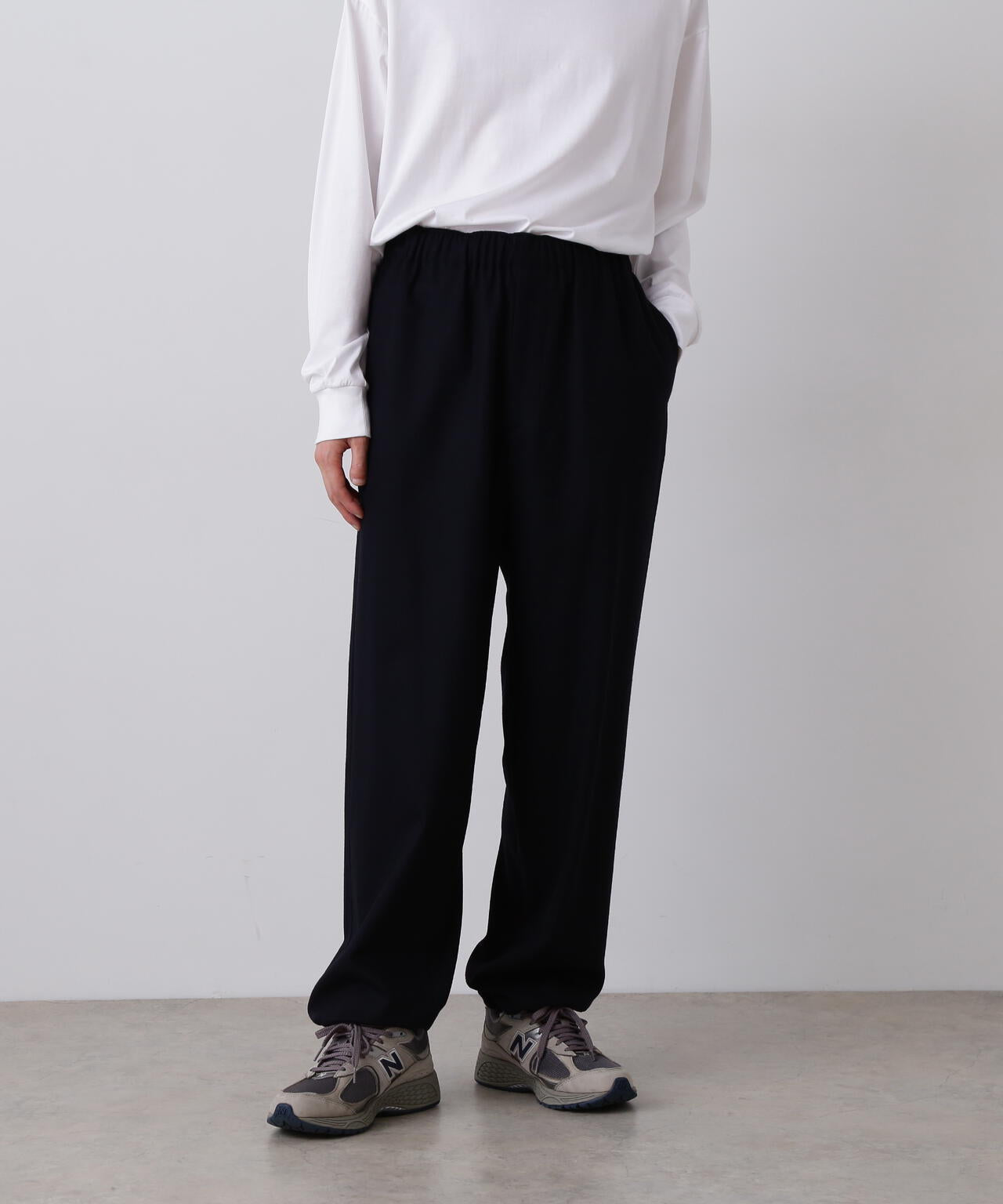 YLEVE / SUPER120's WOOL FLANNEL EASY TROUSERS | YLÈVE（イレーヴ