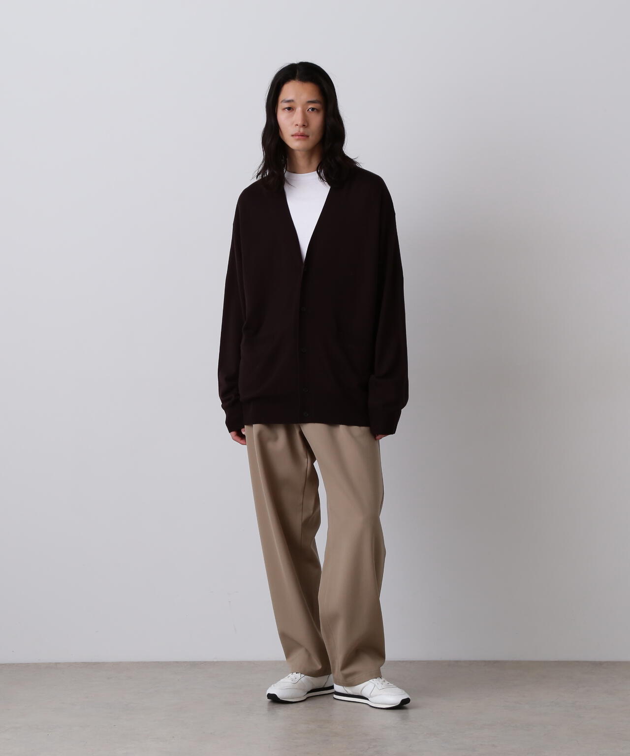 YLÈVE / MERINO WOOL TWILL 2 TUCK TROUSERS | YLÈVE（イレーヴ