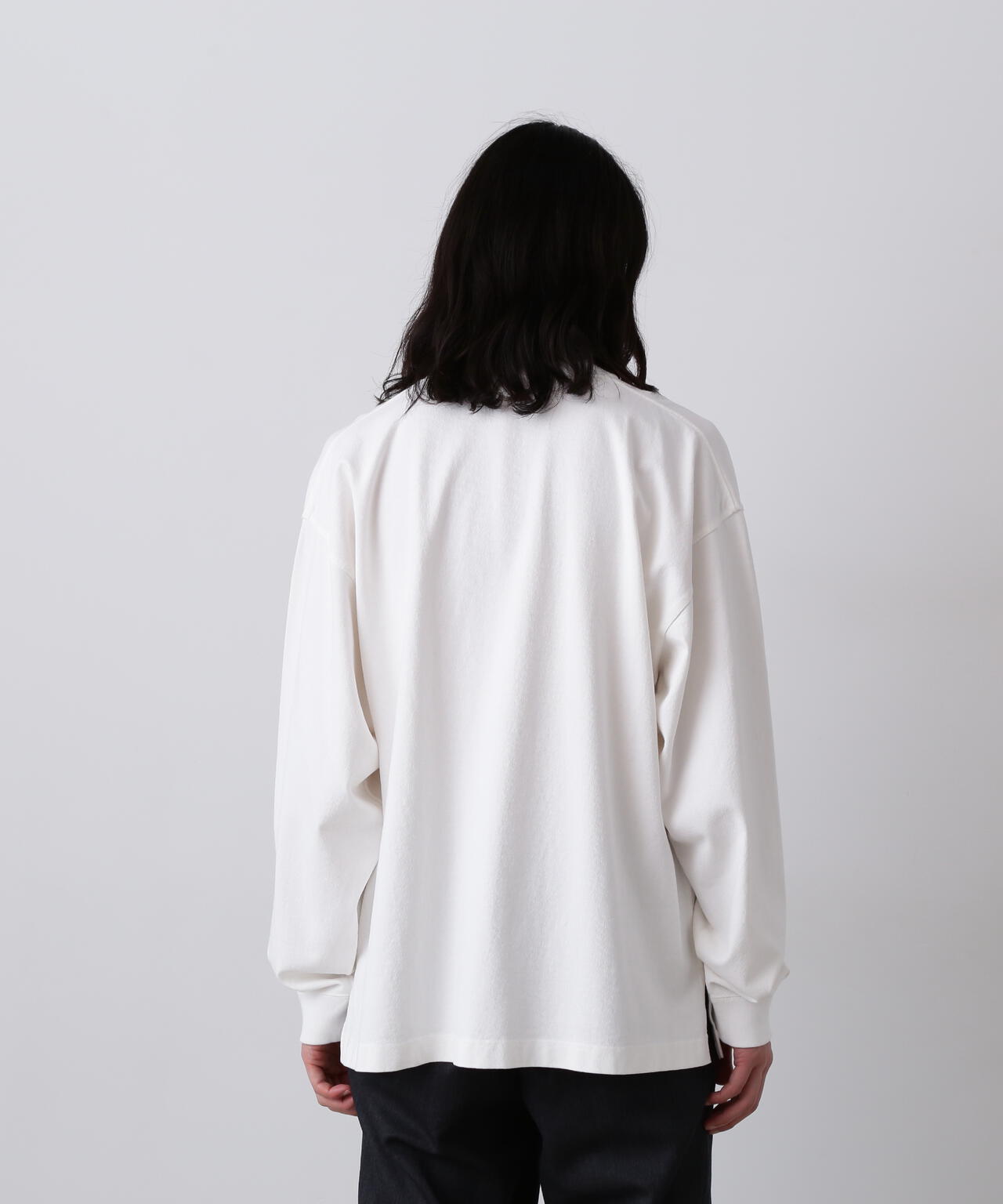 YLEVE / OPEN END COTTON PIGMENT DYE PULL OVER | YLÈVE（イレーヴ