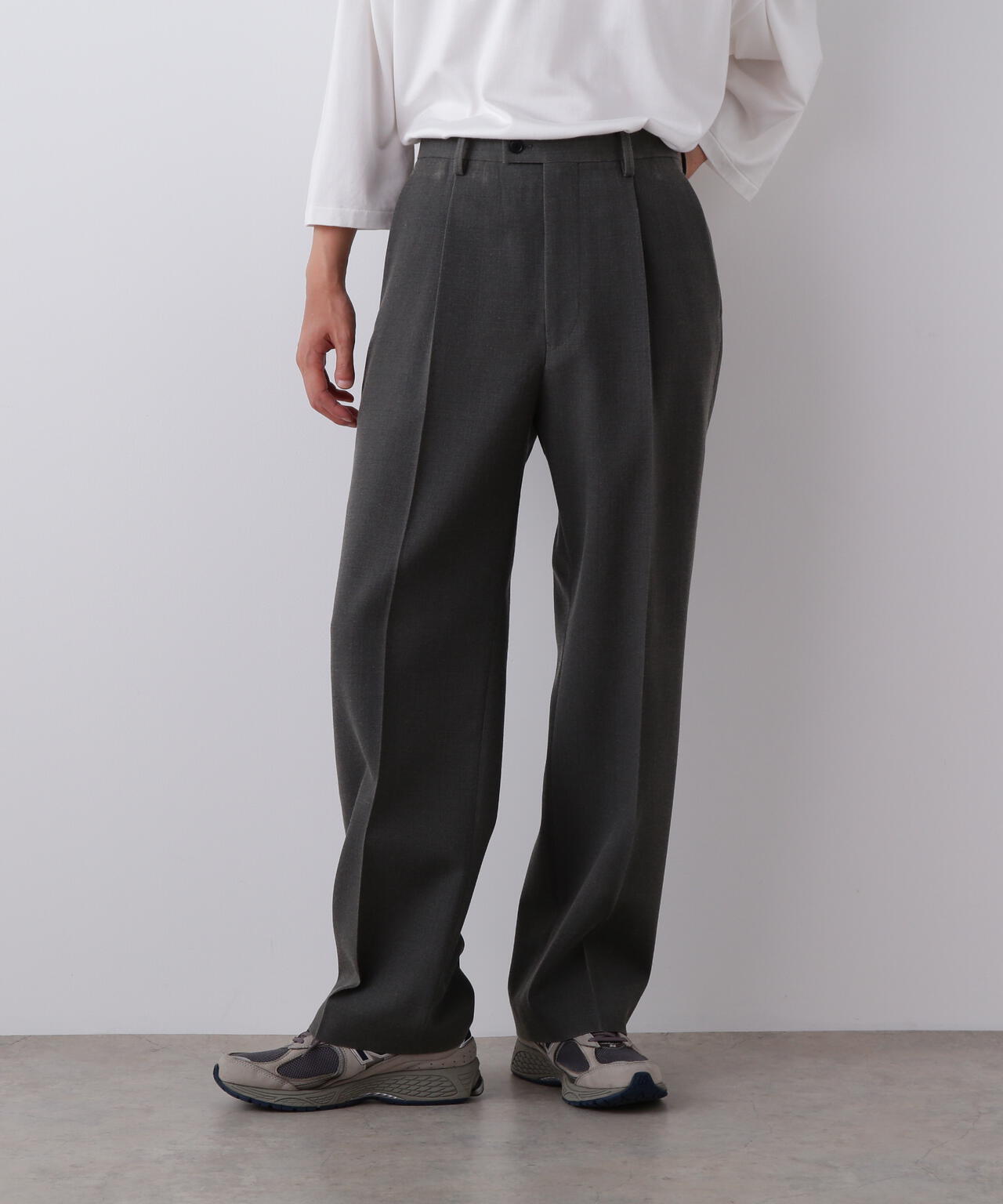 YLEVE / VINTAGE PIGMENTDYE WOOL TACK TROUSERS