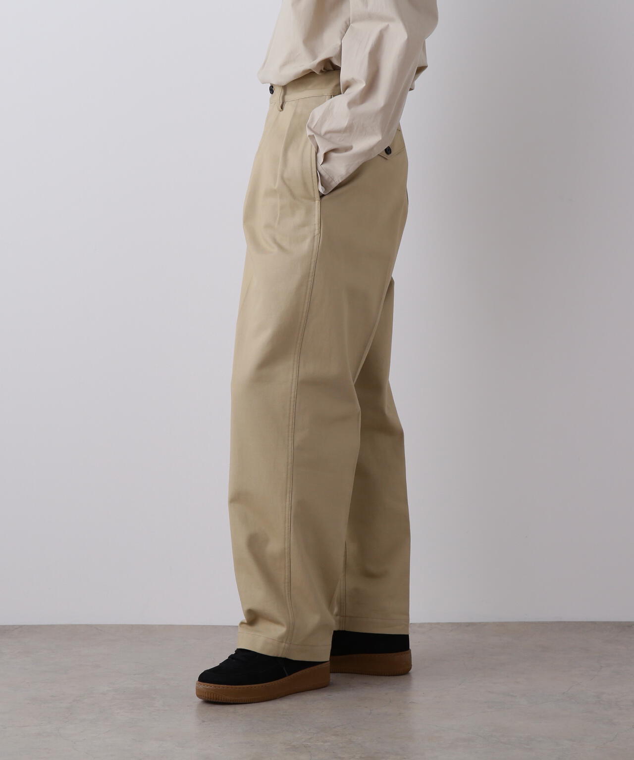 YLEVE / FINX COTTON CHINO M52 PANTS | YLÈVE（イレーヴ） ｜【公式