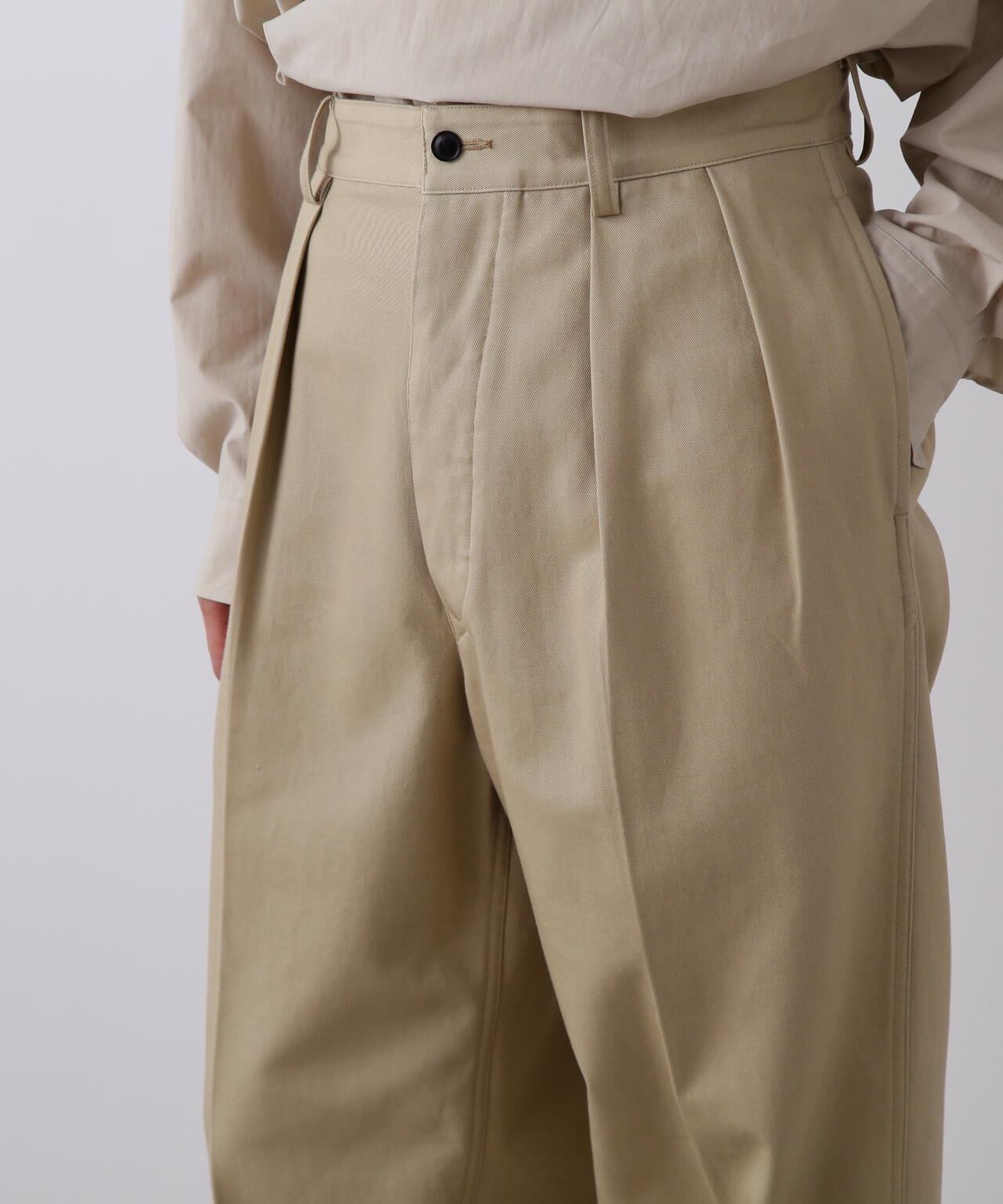 YLEVE / FINX COTTON CHINO M52 PANTS | YLÈVE（イレーヴ） ｜【公式