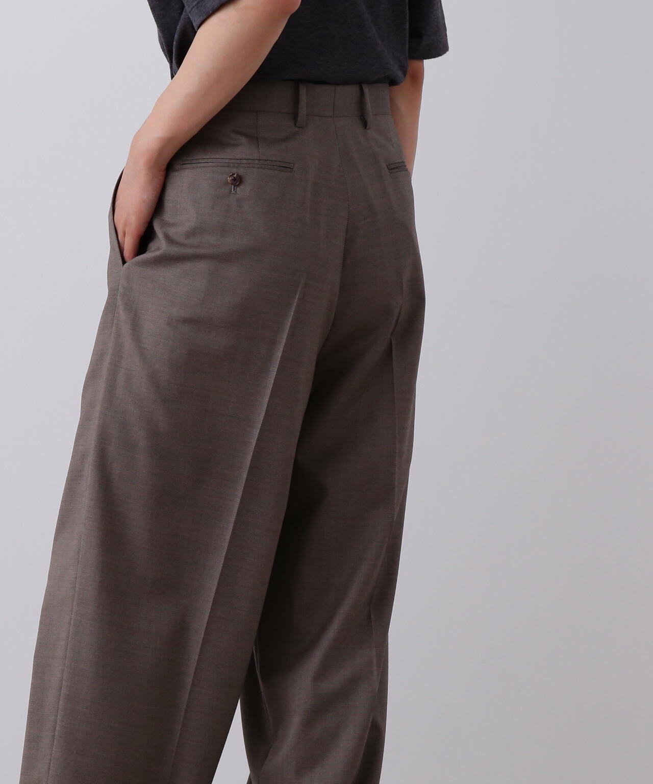 YLEVE / SUPER120'S CHAMBRAY WOOL 3TACK TROUSERS | YLÈVE（イレーヴ