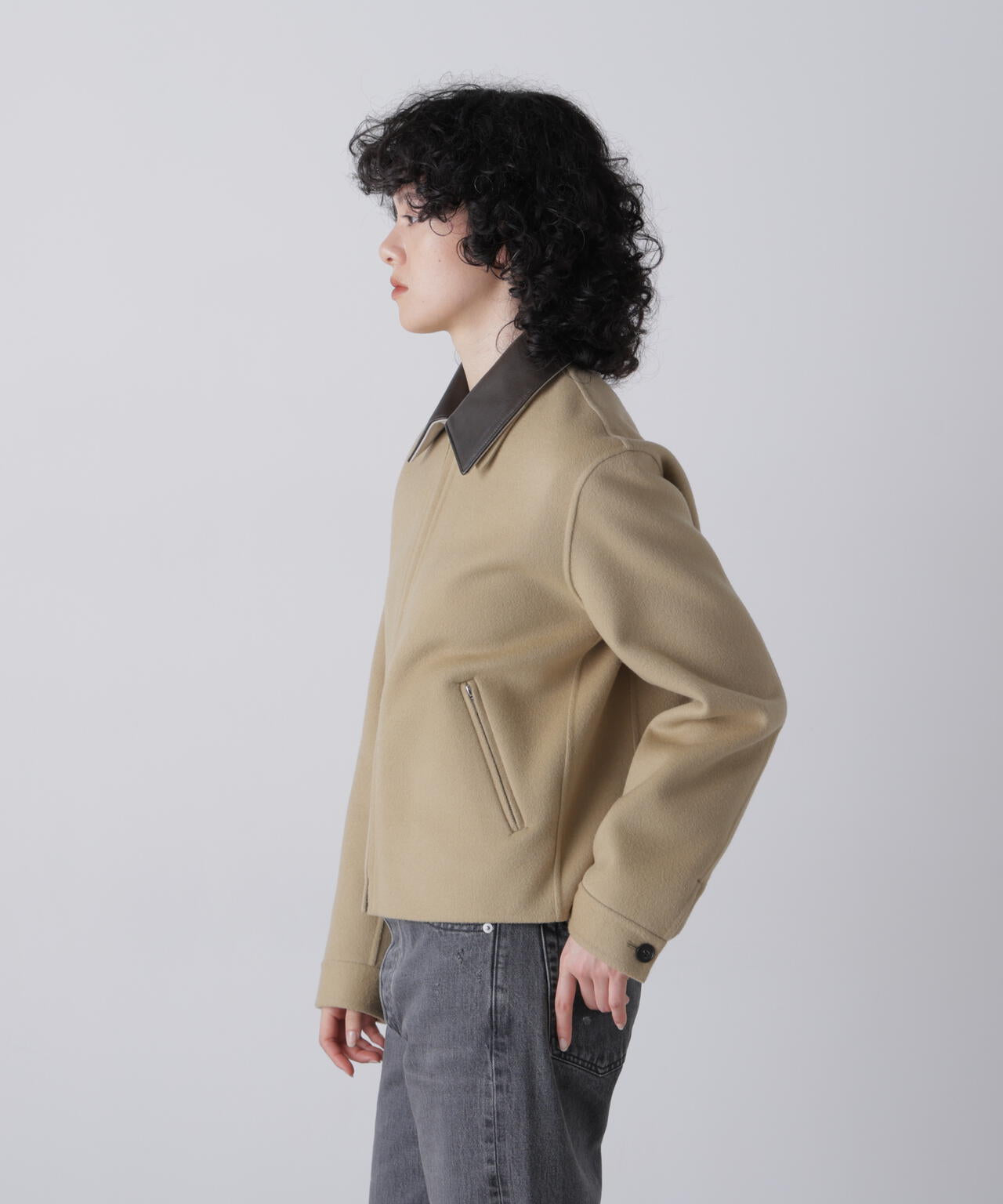 定価6.3万 2020SS YLEVE イレーヴ キュプラシルクタフタジャケット 0/ベージュ ダブル【2400013007672】 YLEVE / [UNISEX] SUPER 100's WOOL DOUBLE CLOTH BLOUSON | YLÈVE