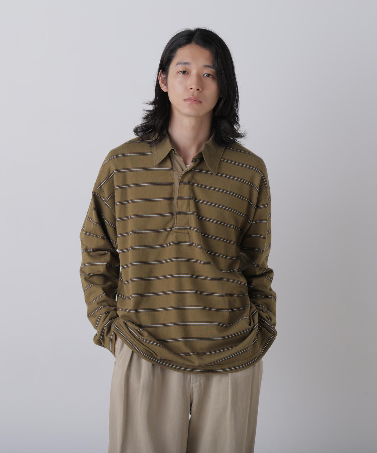 181cm C:84 W:70 H:91 着用サイズ：4