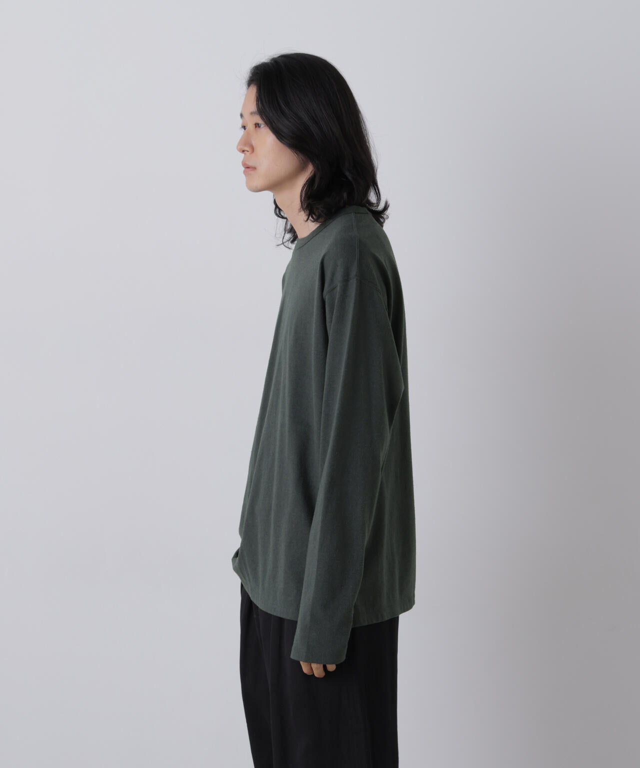 181cm C:84 W:70 H:91 着用サイズ：4