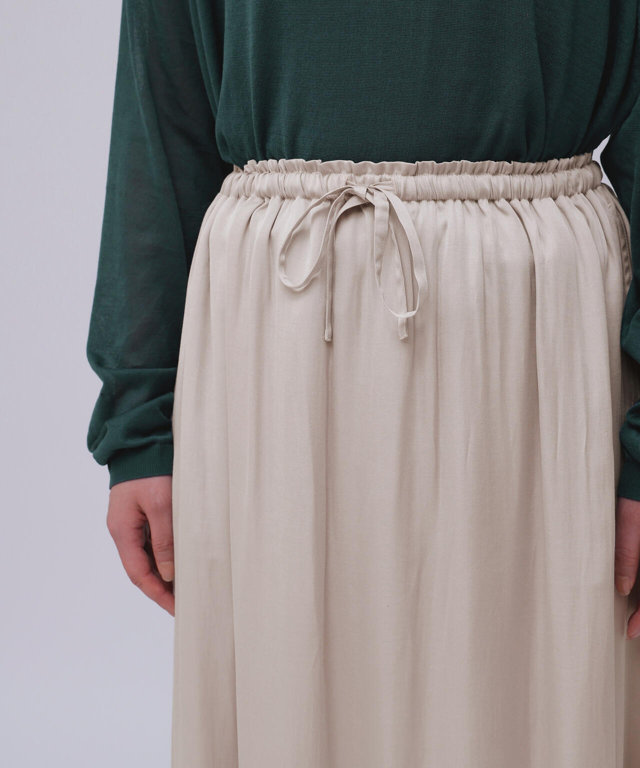 THE LIBRARY / SATIN SKIRT
