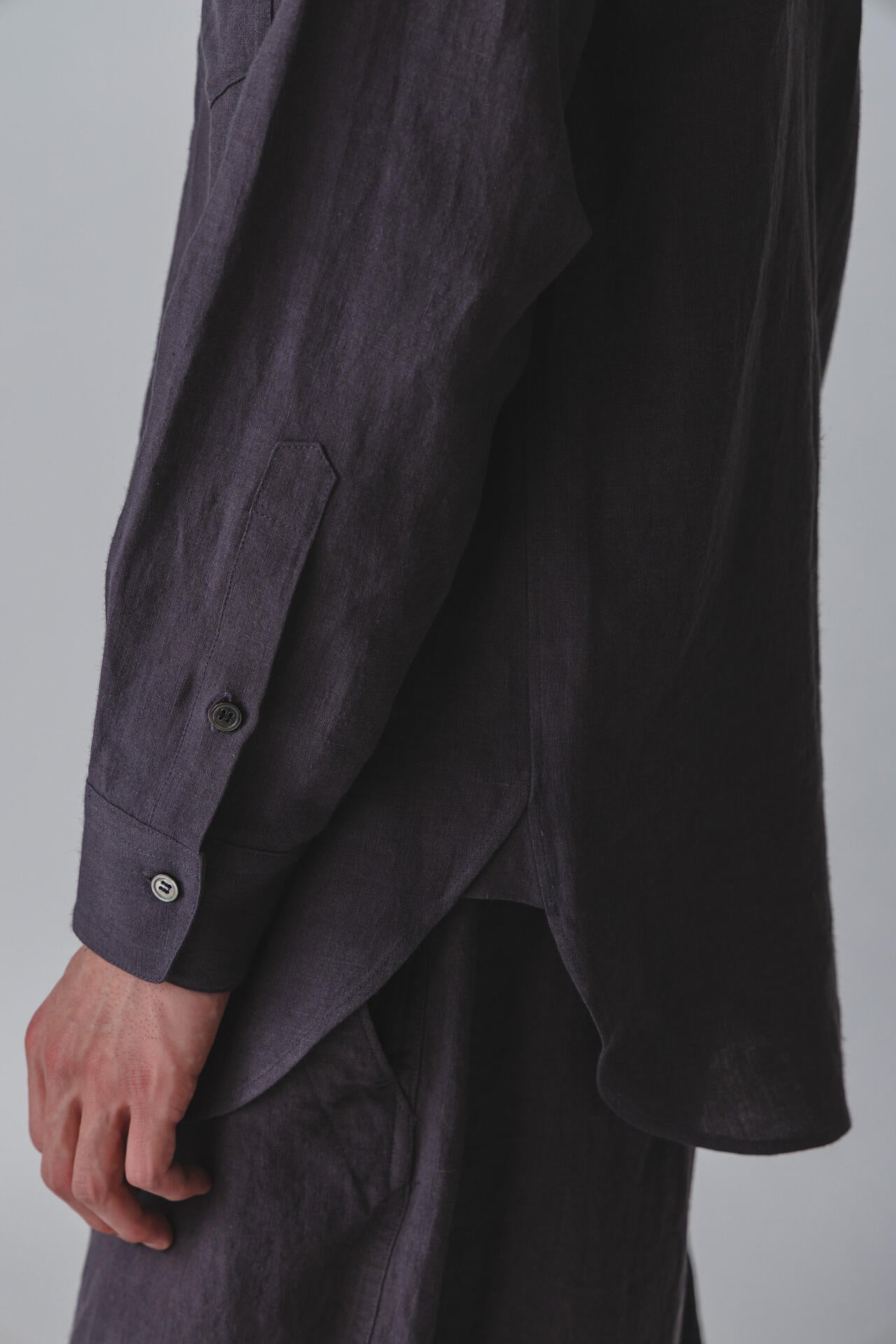 THE LIBRARY / [UNISEX] LINEN SH