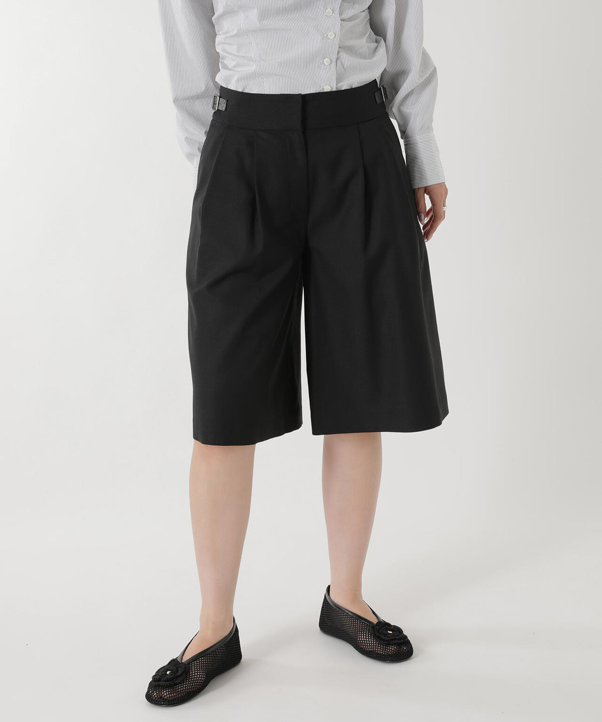 TAILORED SHORTS