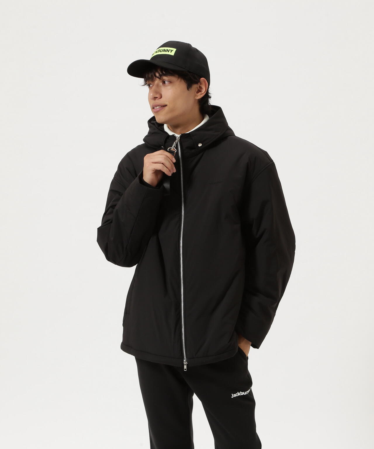 カレンダータフタ中綿フーディブルゾン