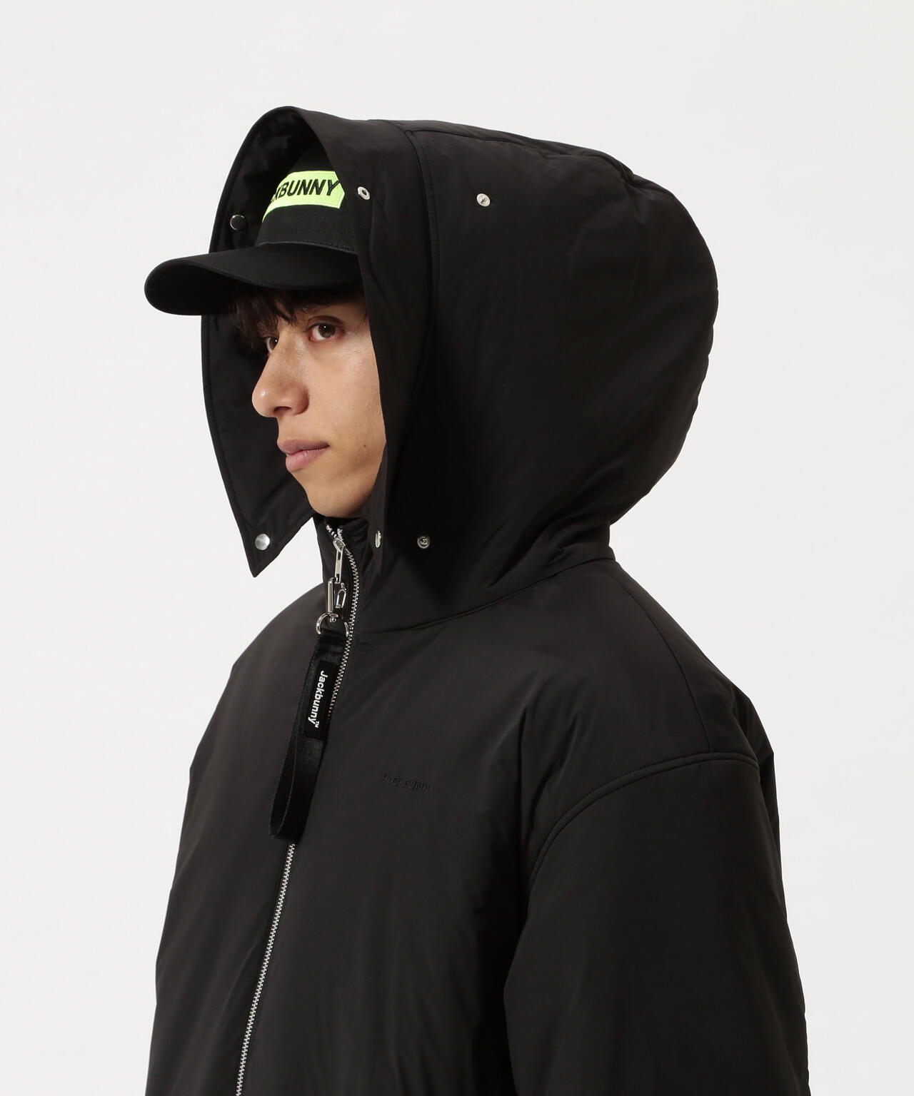 カレンダータフタ中綿フーディブルゾン