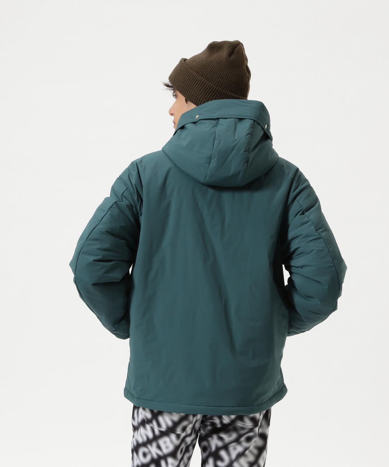 カレンダータフタ中綿フーディブルゾン