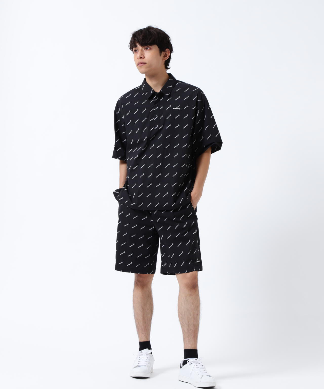 ナイロンタフタ ショートパンツ