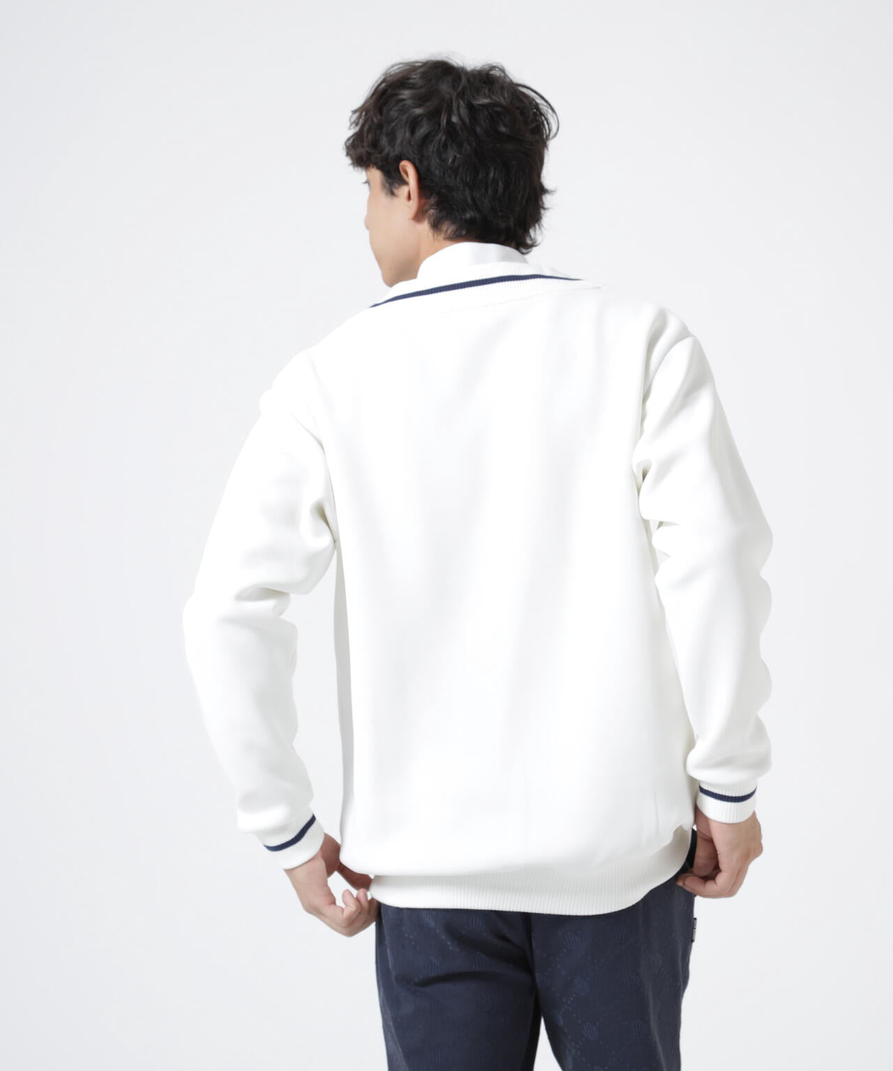 PEダンボール天竺 長袖Vネックスウェット