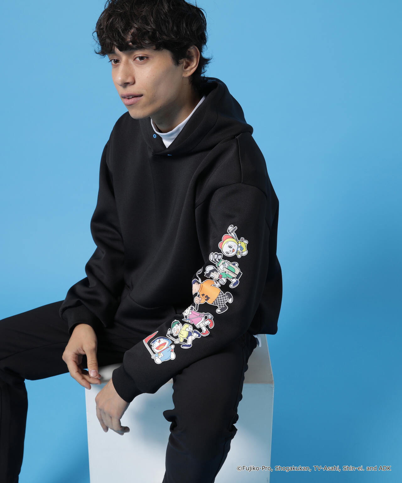 ドラえもん】【公式オンライン限定】集合アートフーディプルオーバー