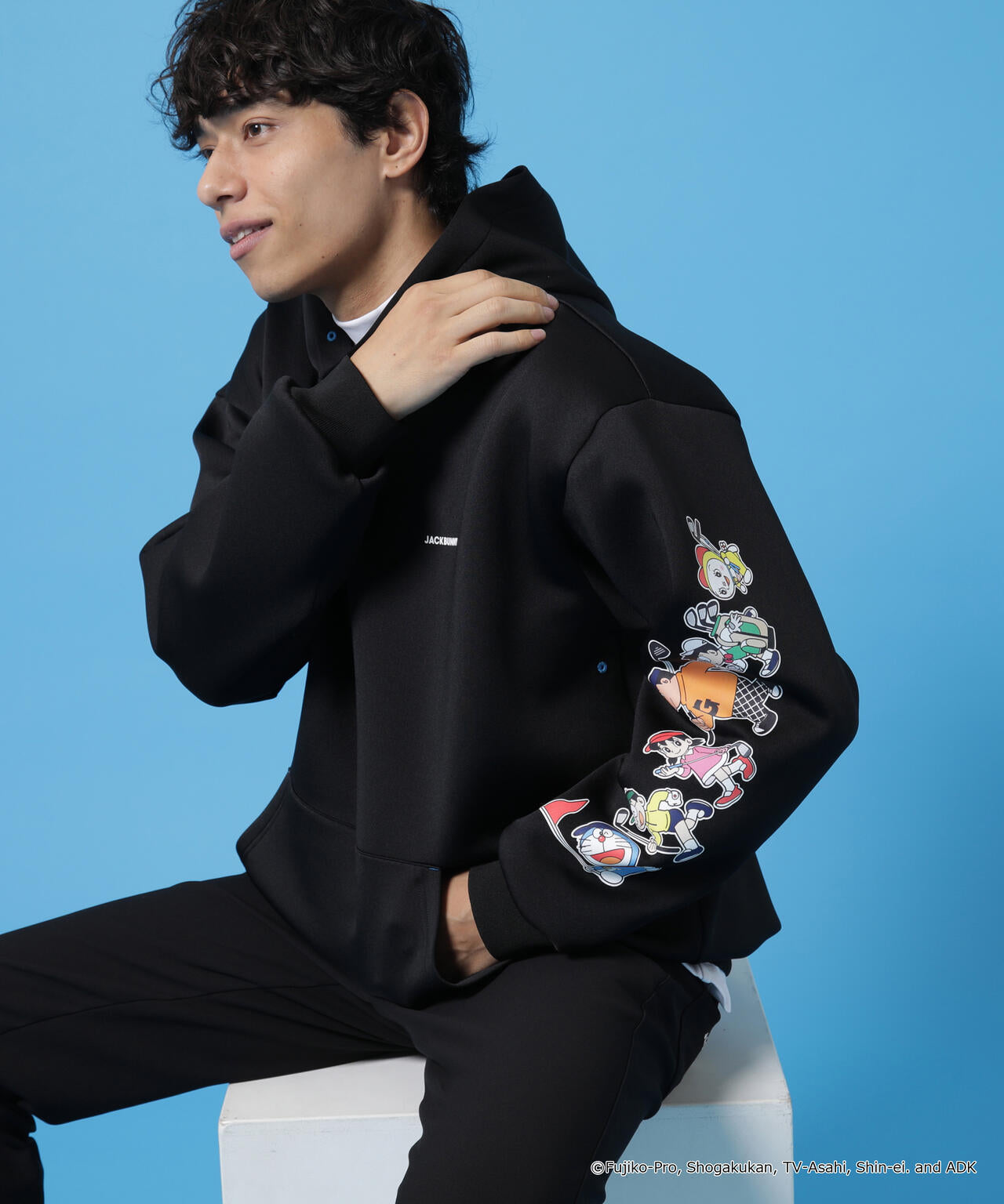 【ドラえもん】【公式オンライン限定】集合アートフーディプルオーバー