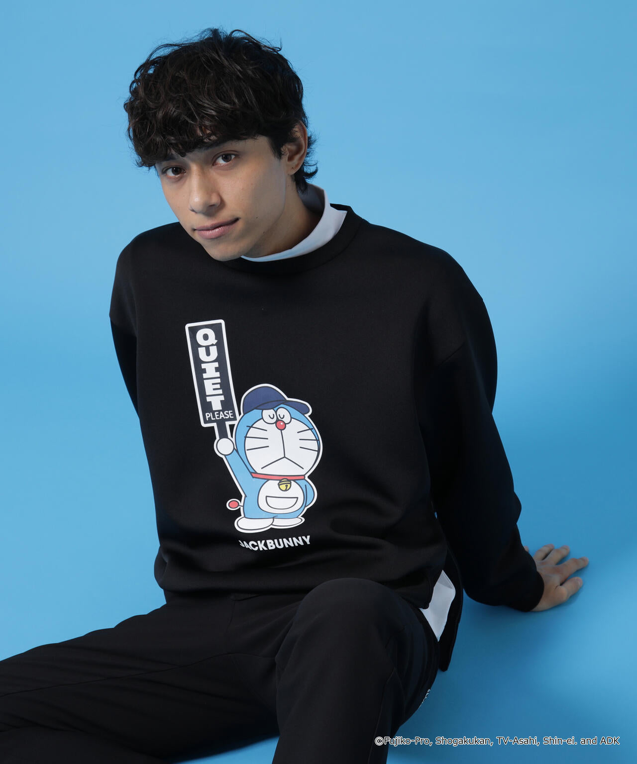 ドラえもん】【直営店舗&公式オンライン限定】クルーネックダンボール