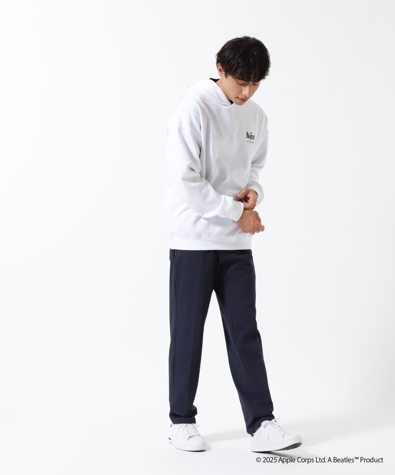The BEATLES ×Jack Bunny!!】T/Cダンボール長袖プルオーバーフーディ